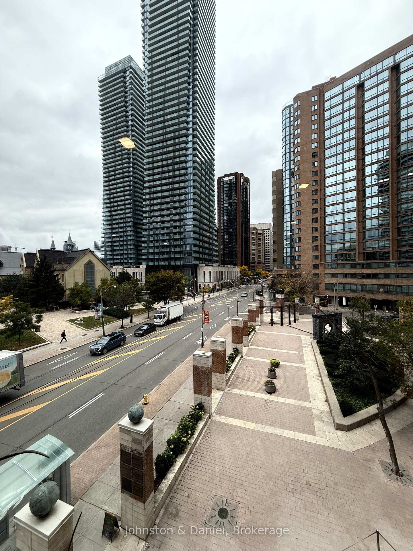 1033 Bay Street #312, Toronto, ON, M5S 3A5