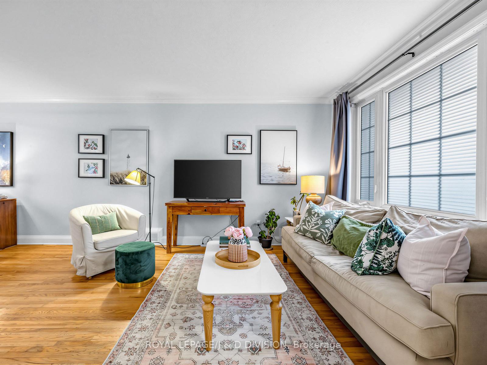 Comfortable Living Room