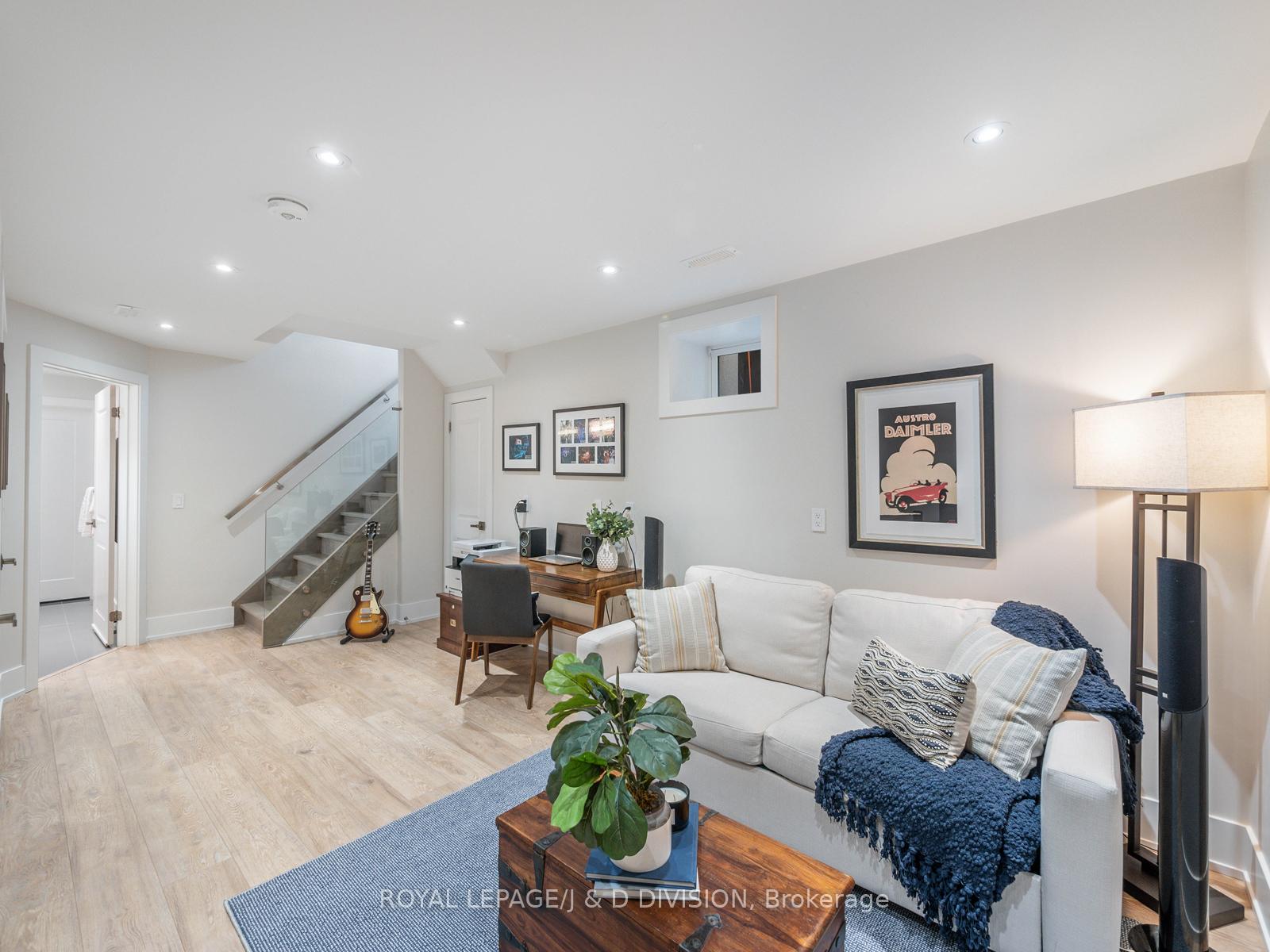 Entertainment / Office Space