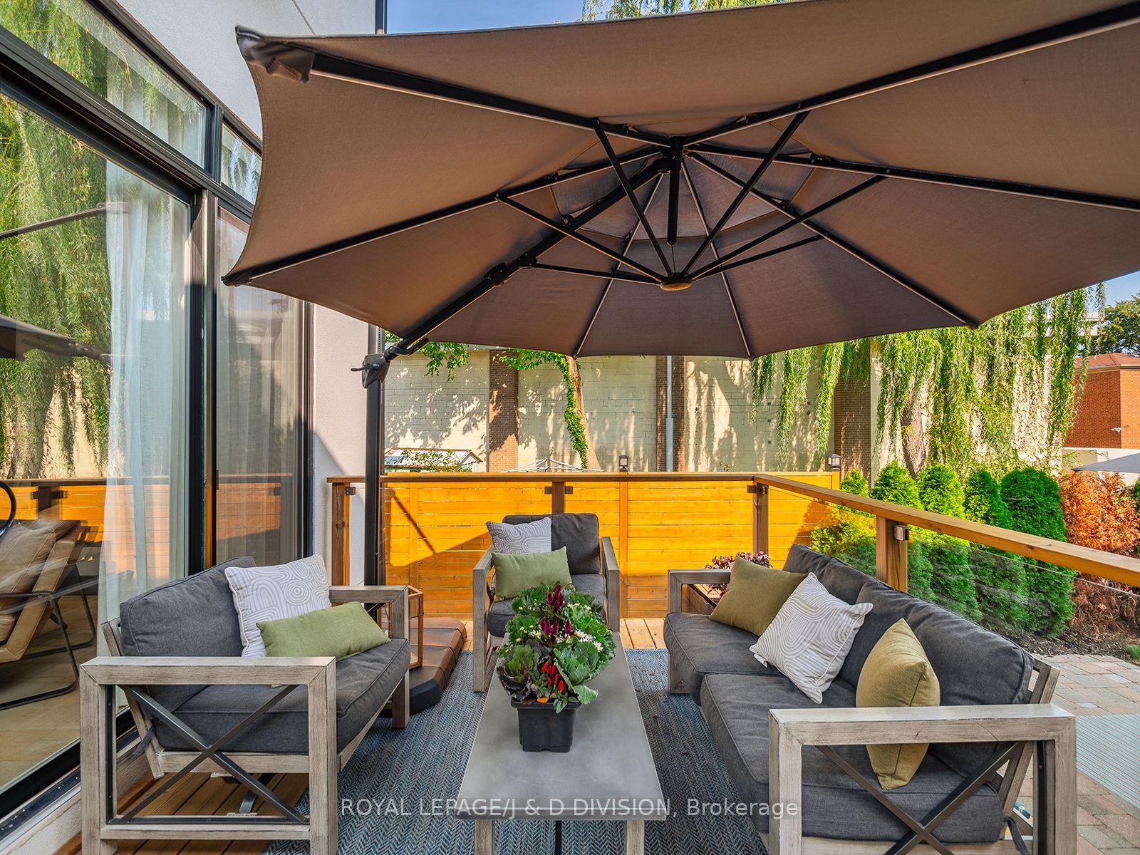 Great entertaining space