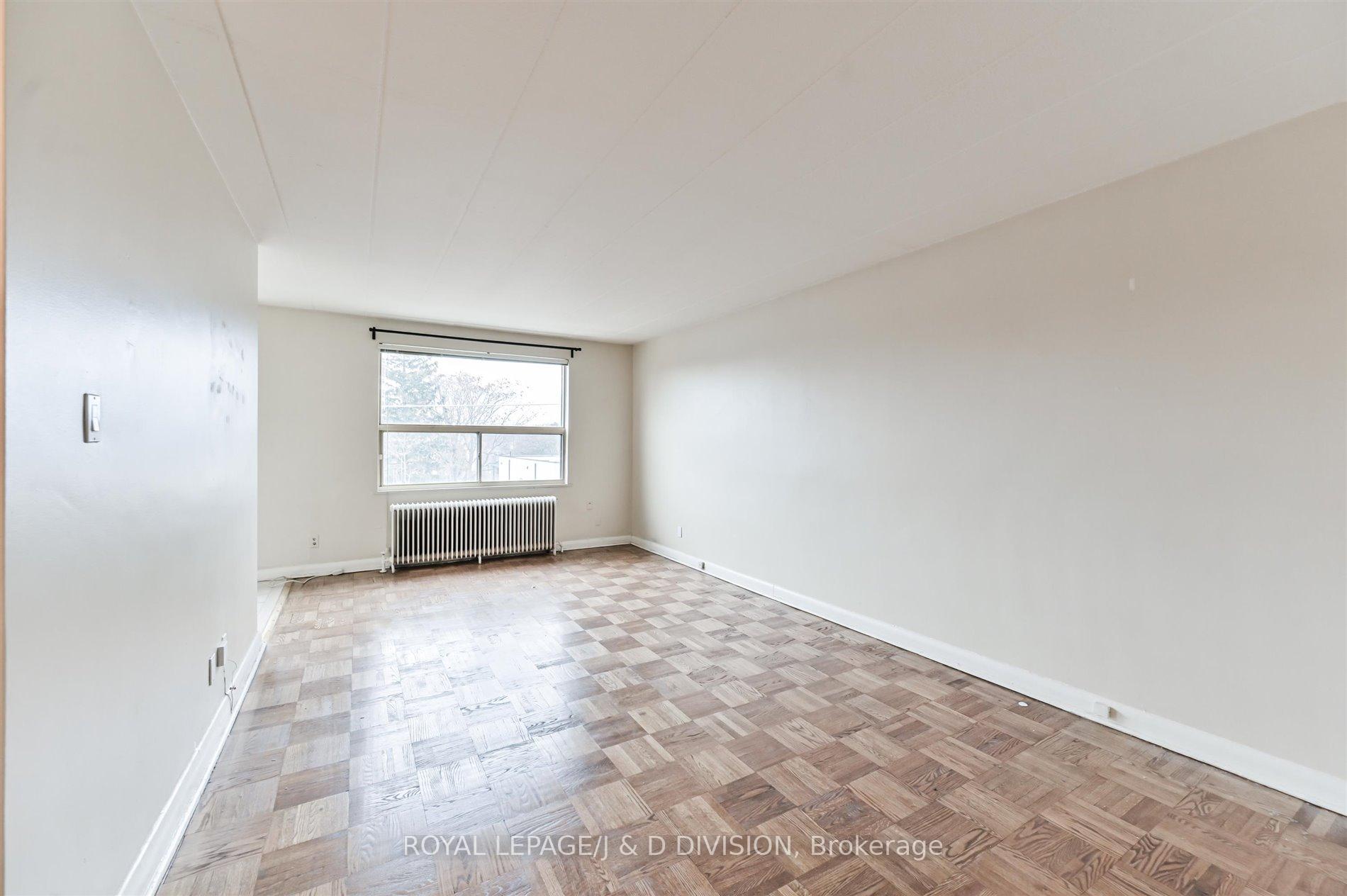 Main Living / Bedroom