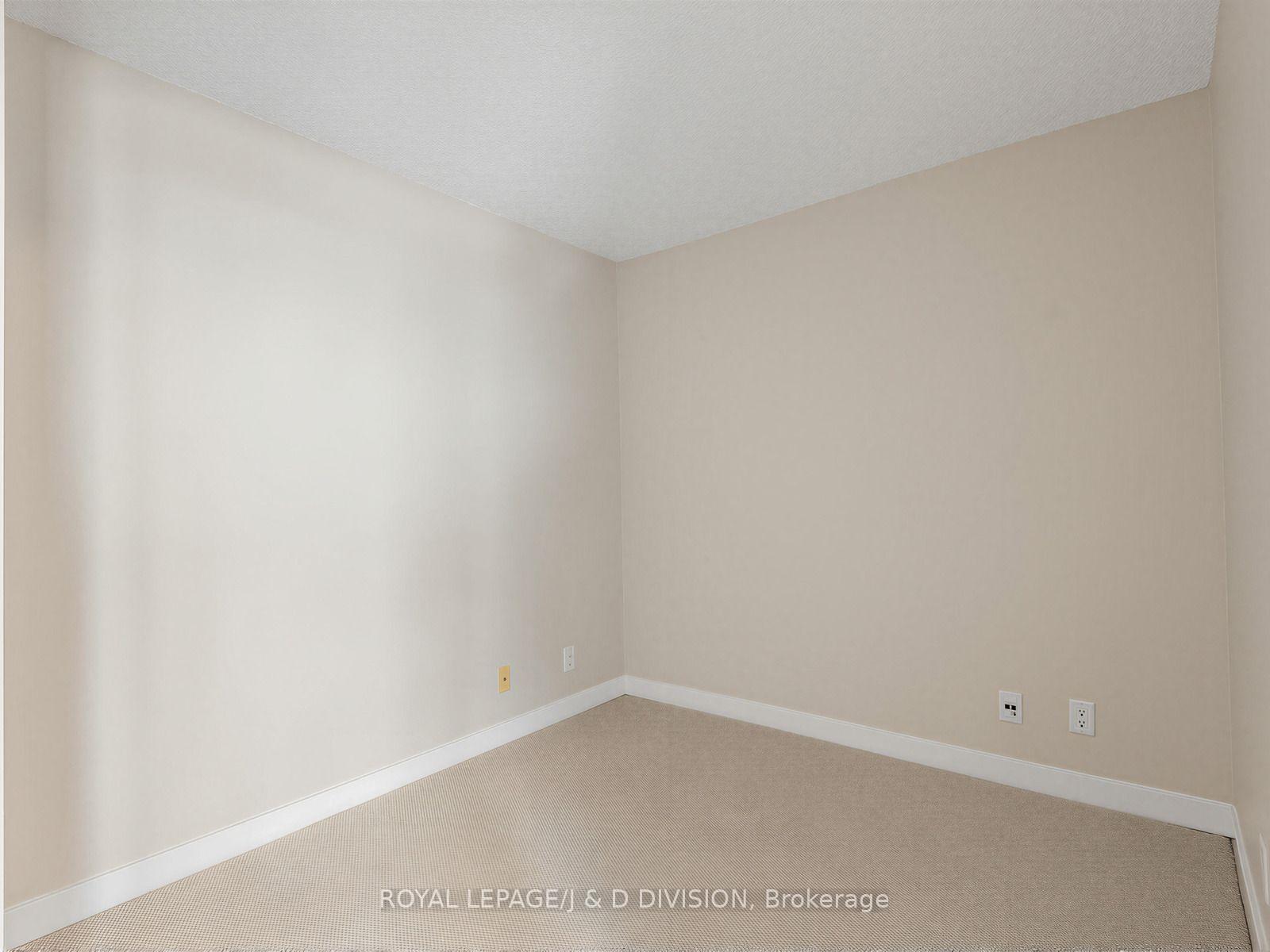 Den or second bedroom new carpet and paint