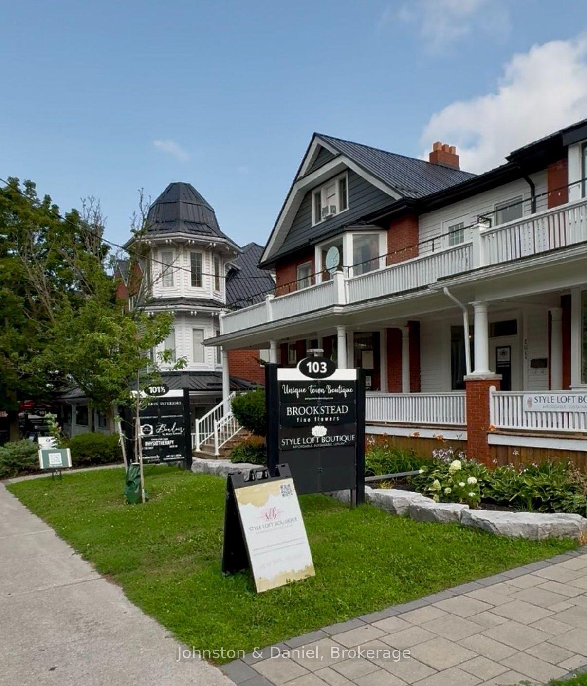 101 Mary Street W #302, Whitby, ON, L1N 2R4