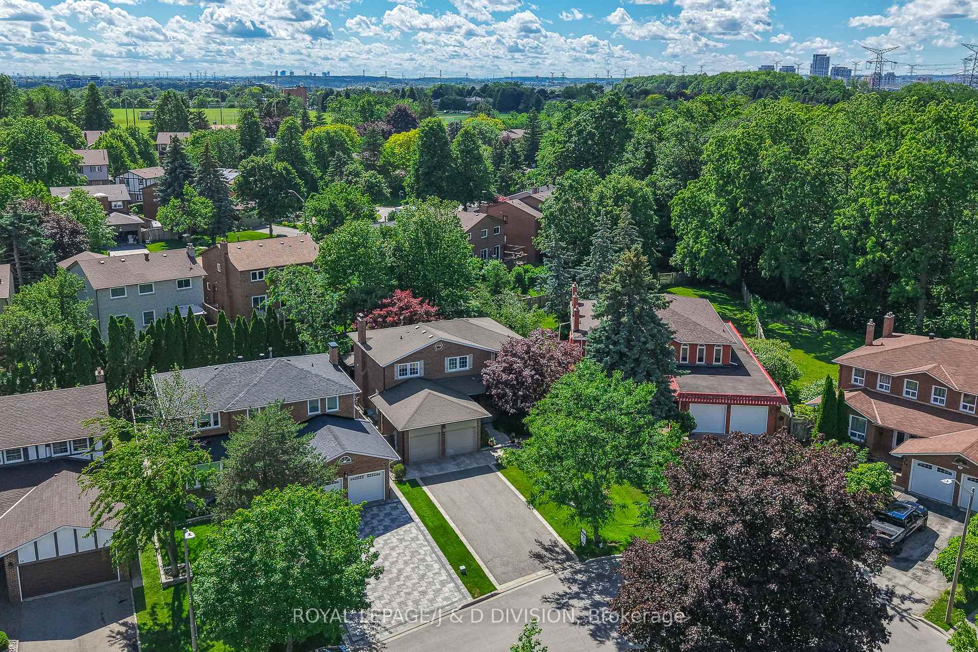 20 Carnegie Crescent, Markham, ON, L3T 5H1