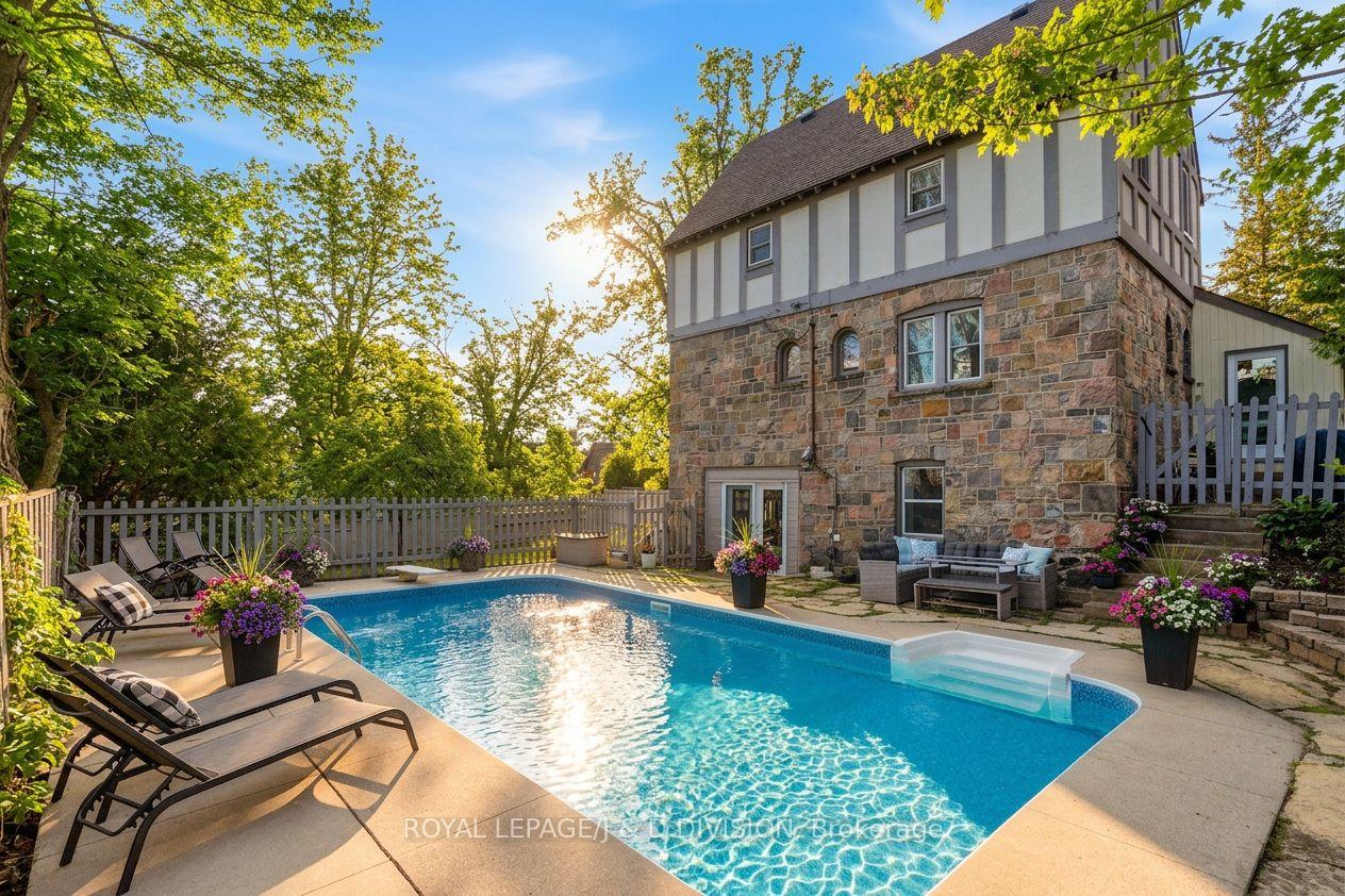 44 Tecumseth Street, Orillia, ON, L3V 1X9