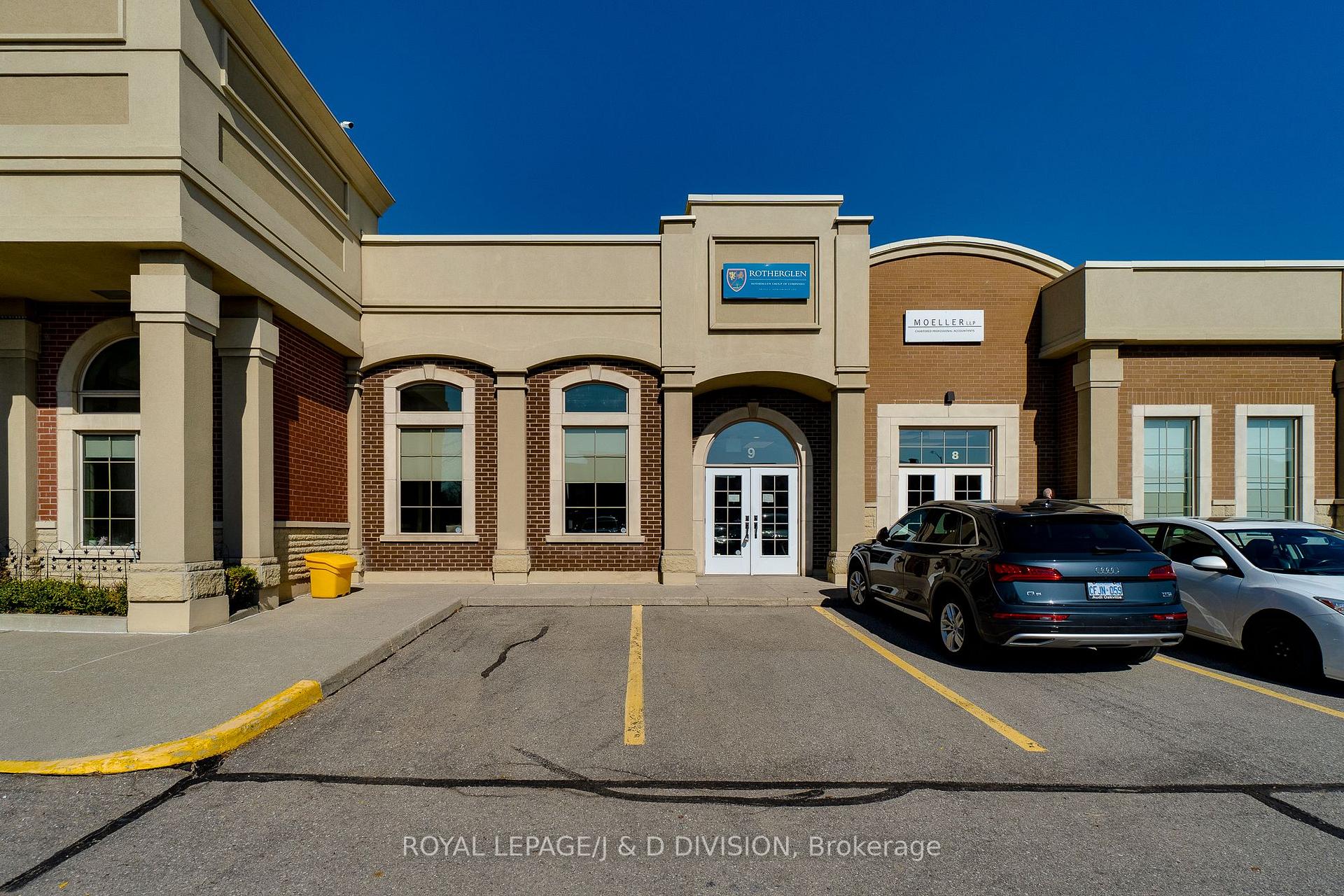 1525 Cornwall Road #9, Oakville, ON, L6J 0B2