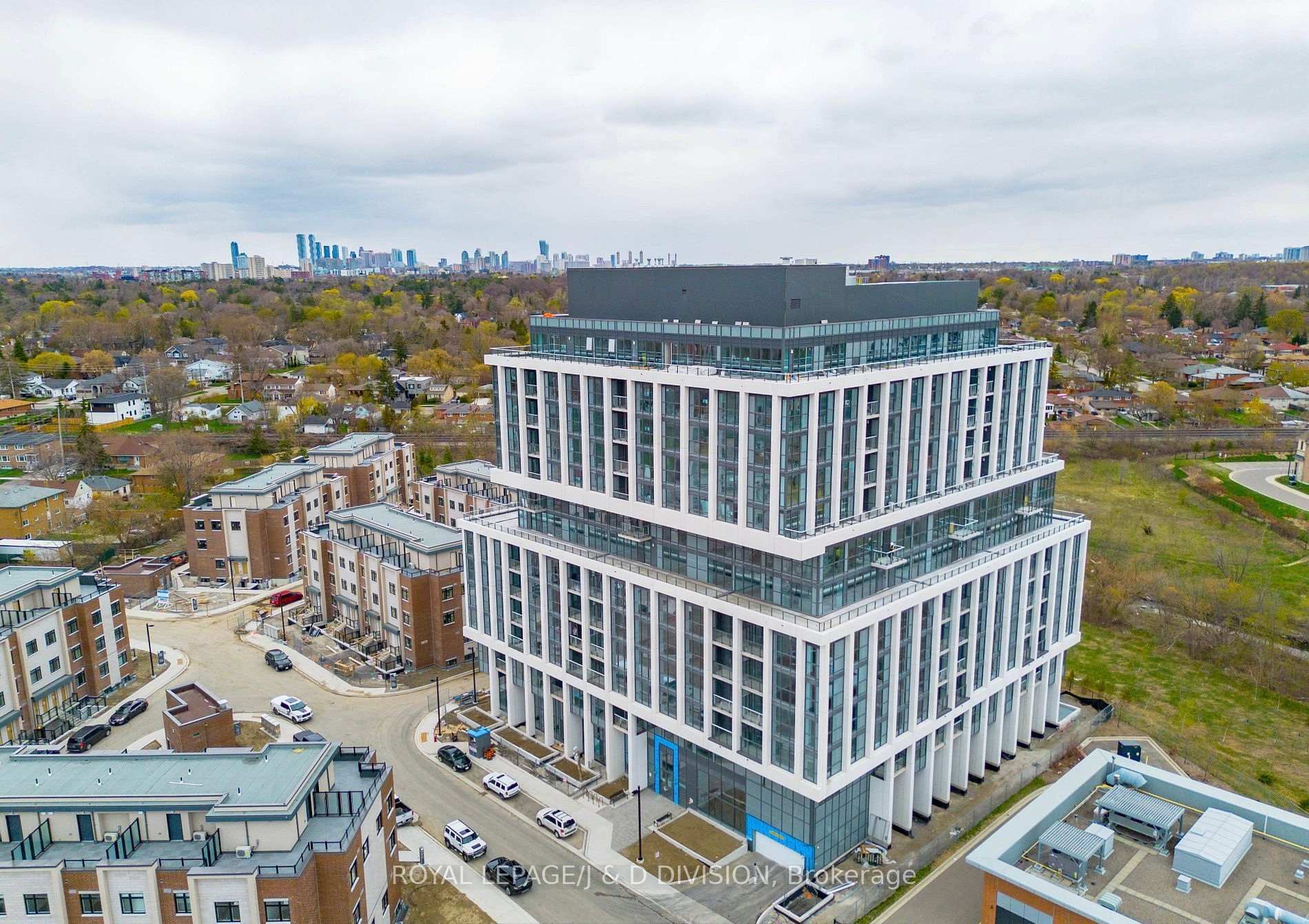 1063 Douglas McCurdy Common #903, Mississauga, ON, L5G 0C5