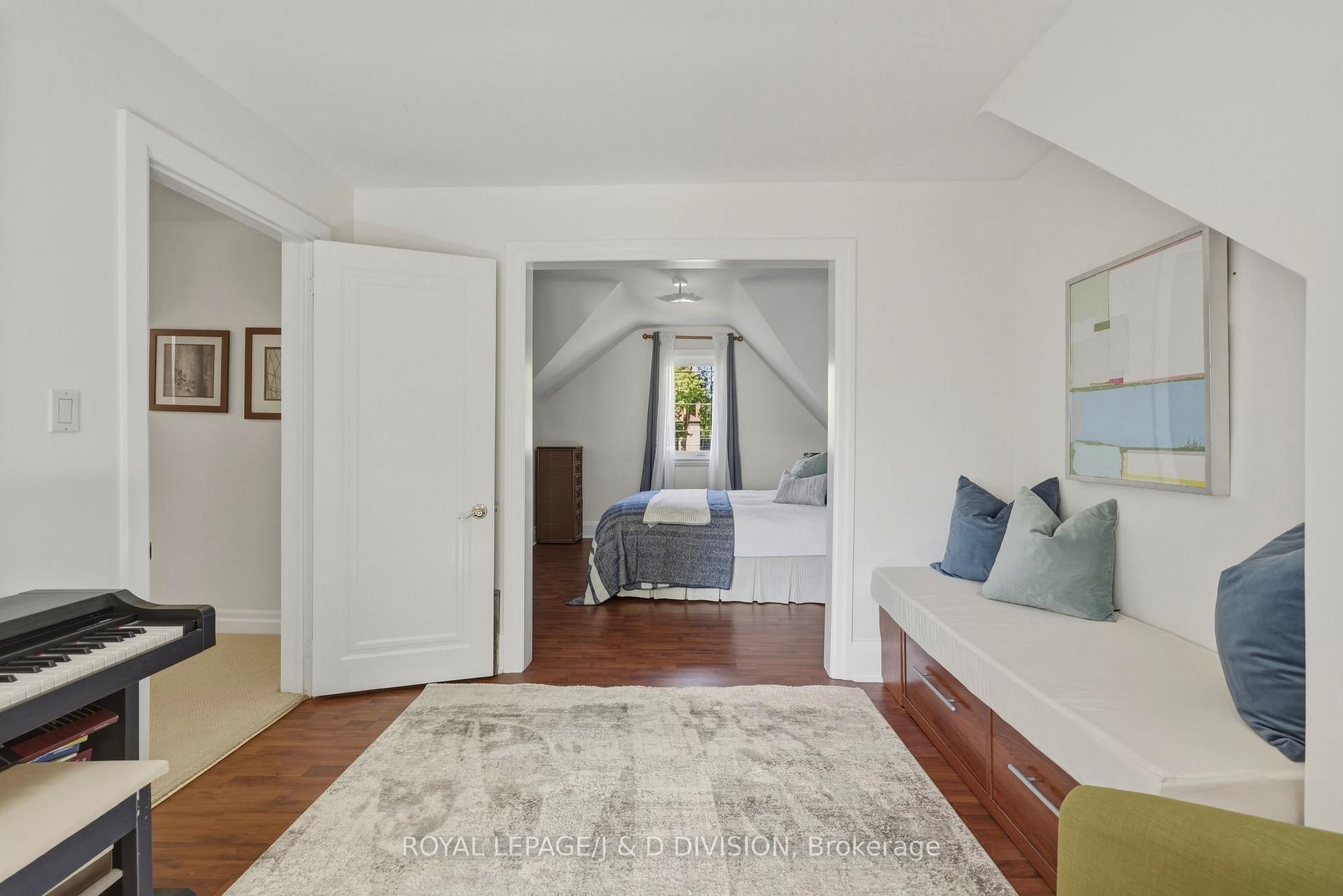 Bedrooms 3 and 4