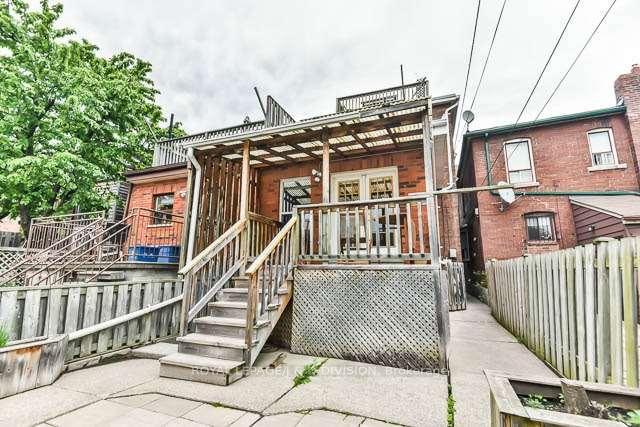 Access to back deck
