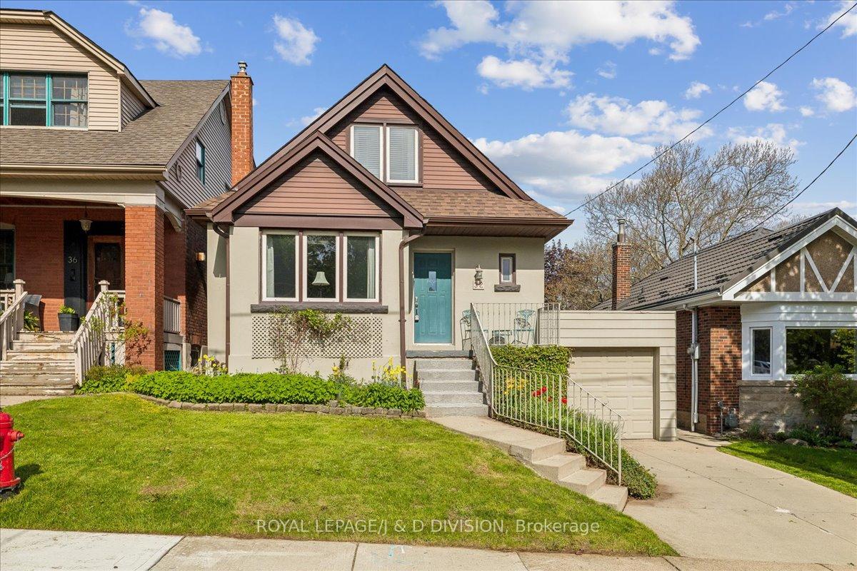 32 Miles Court, Hamilton, ON, L8P 4G6