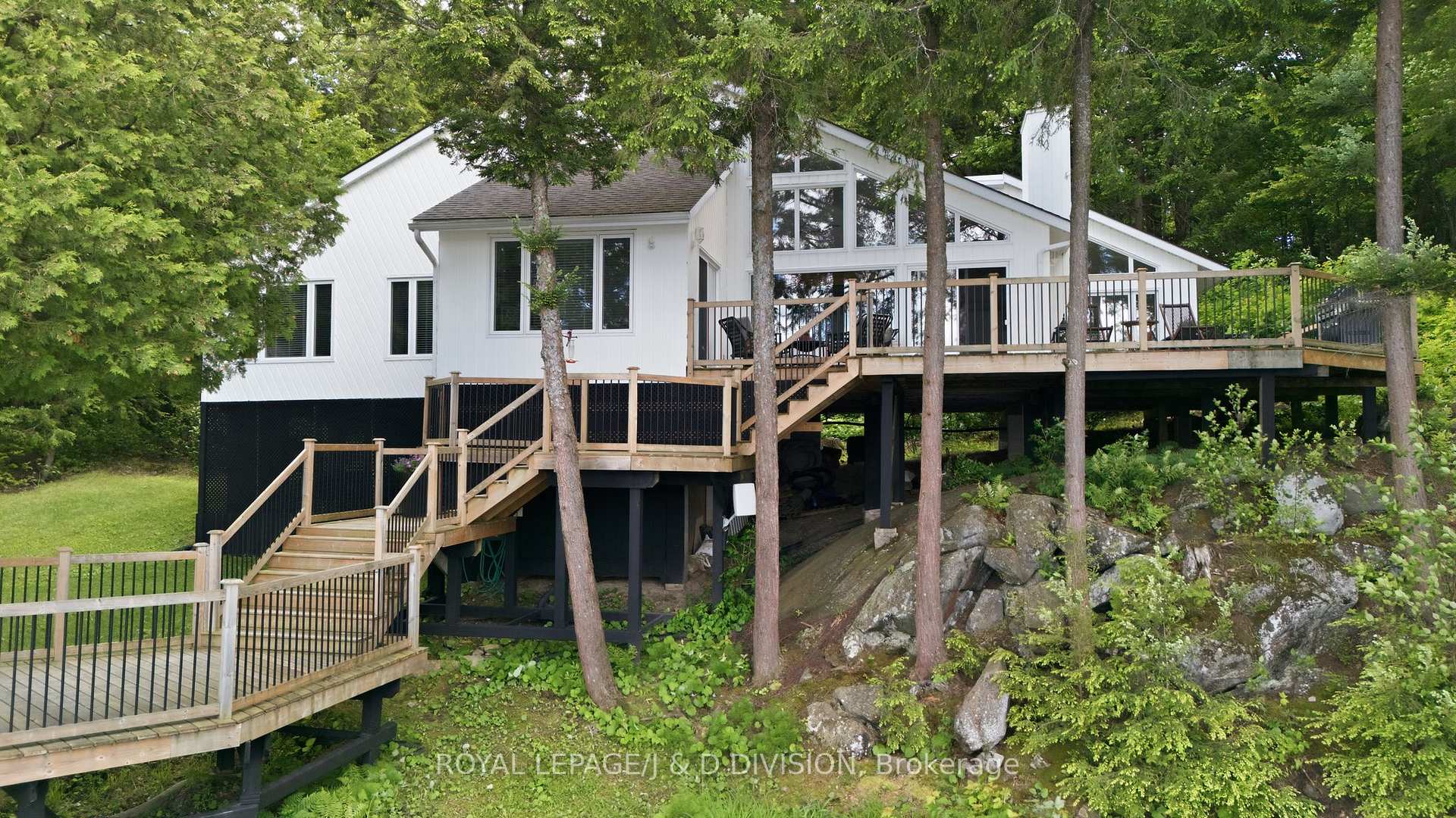 200 Blackstone Lake Water, The Archipelago, ON, P0G 1G0