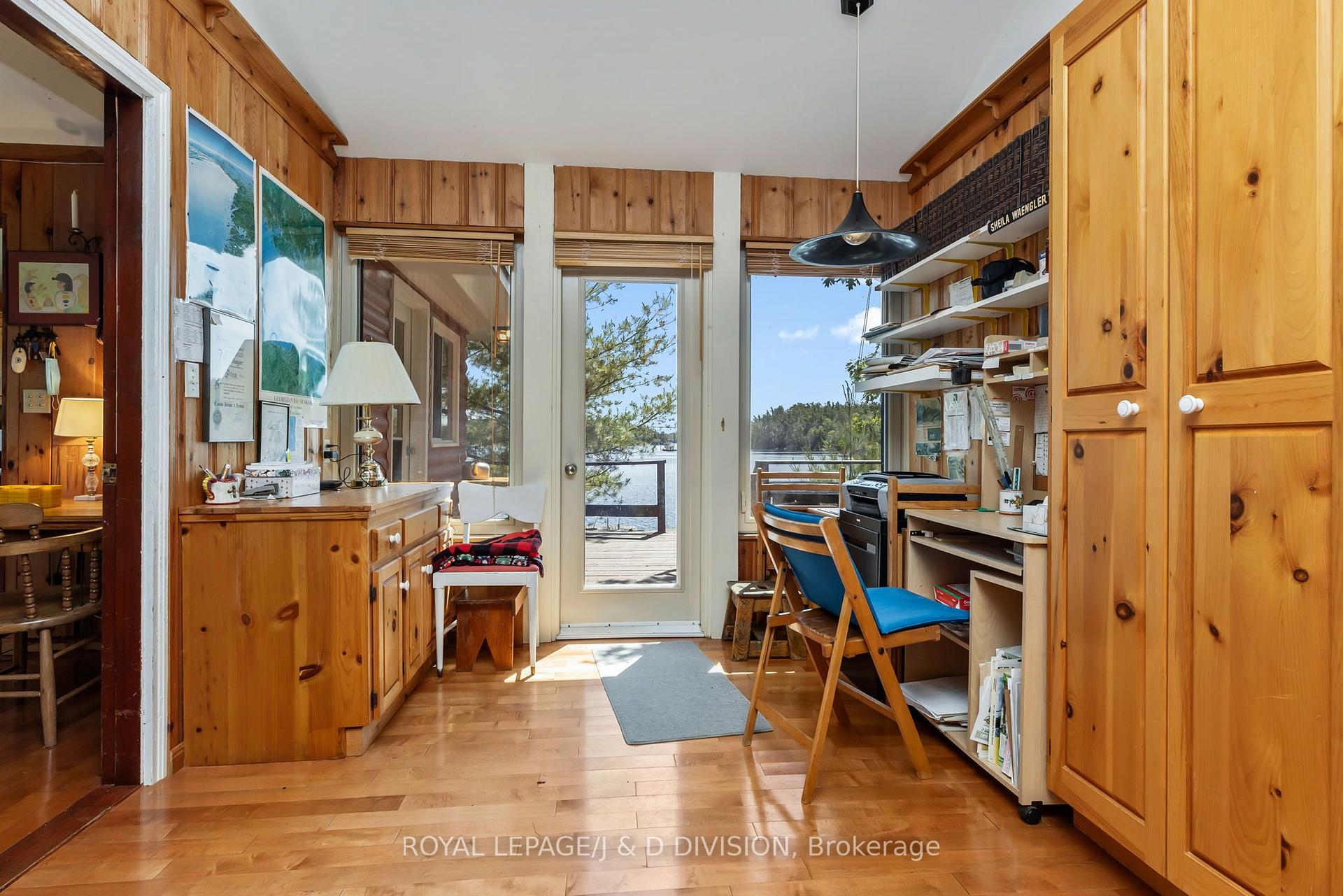 Home Office area