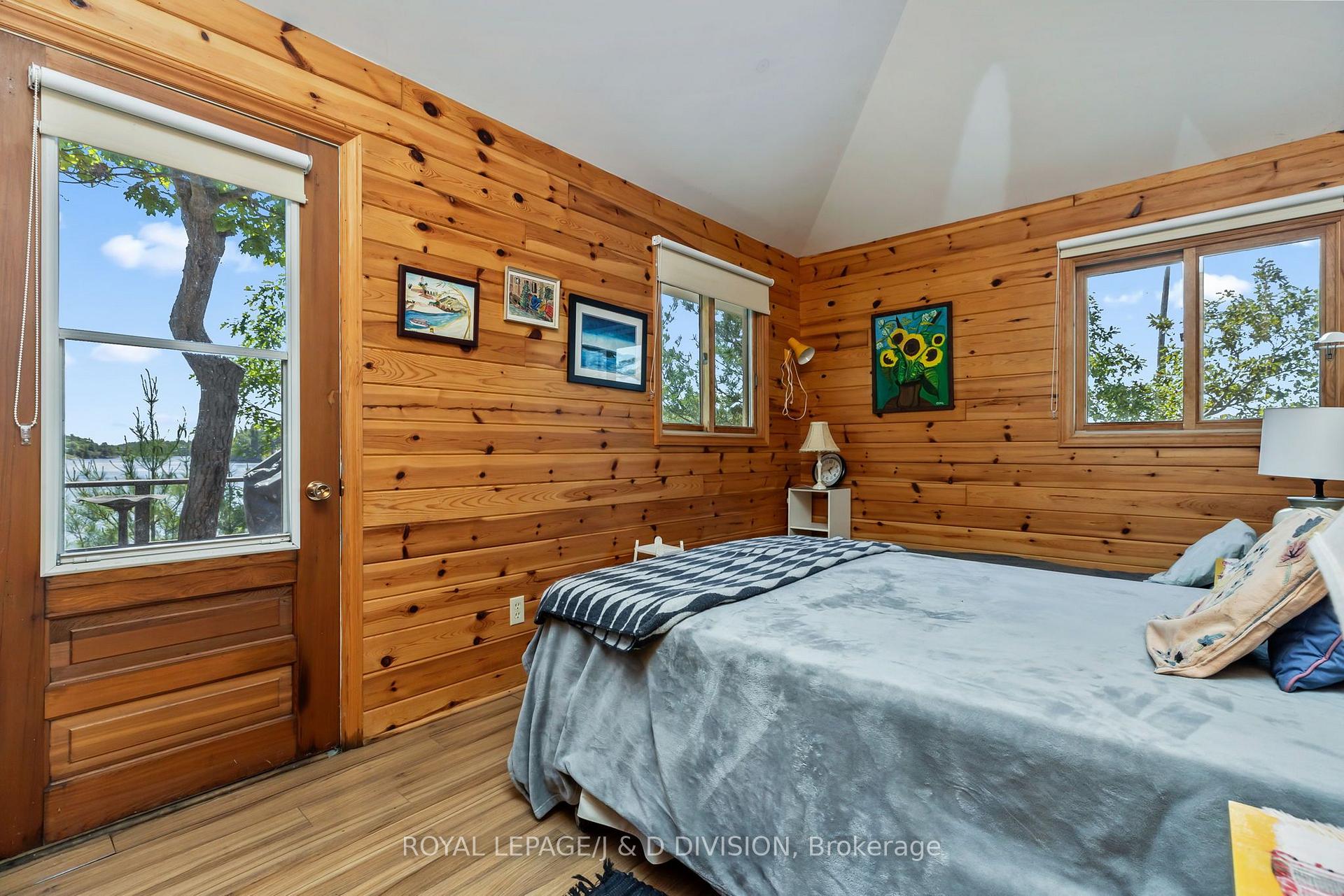 Bedroom 3 with Walk out