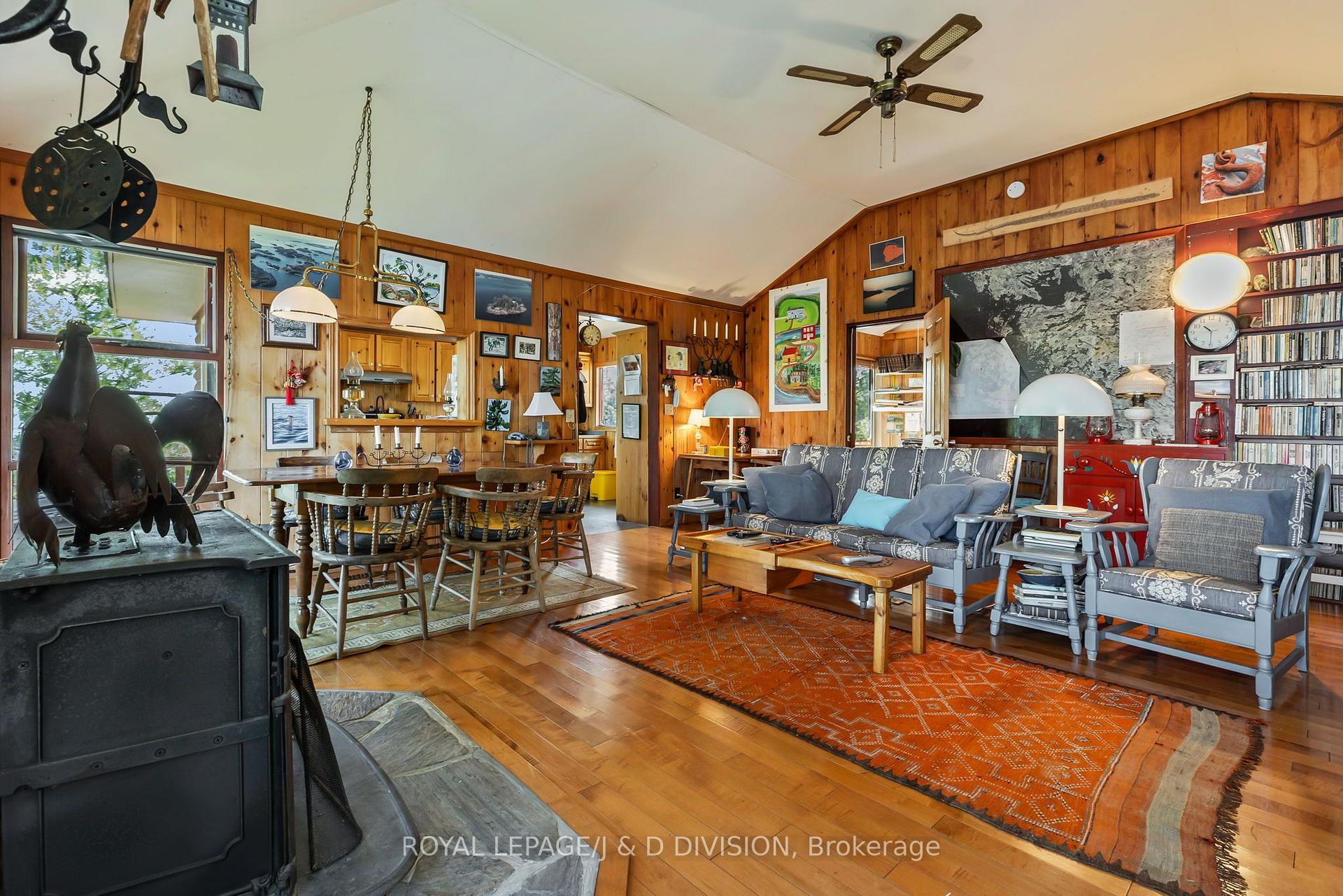 Living / Dining Rooms
