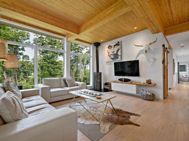 115, Allée des Weskarinis, Mont-Tremblant, J8E0M1