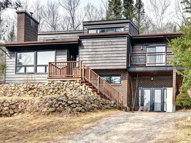 133, Rue St-Jean, Mont-Tremblant, J8E3M3
