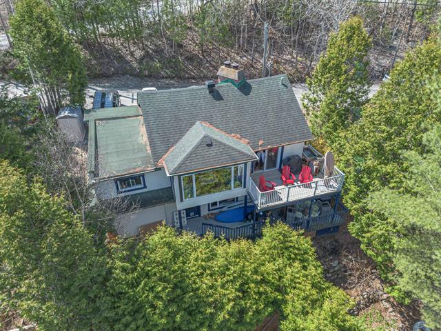 220, Ch. du Lac-Duhamel, Mont-Tremblant, J8E2H1