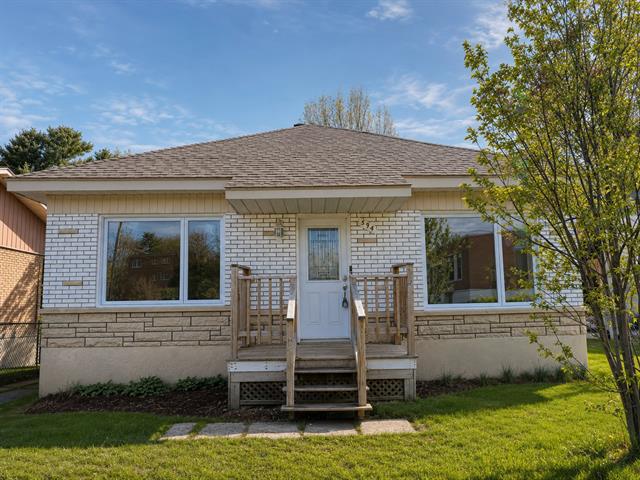 594, Rue Ouimet, Saint-Jérôme, J7Z1R2