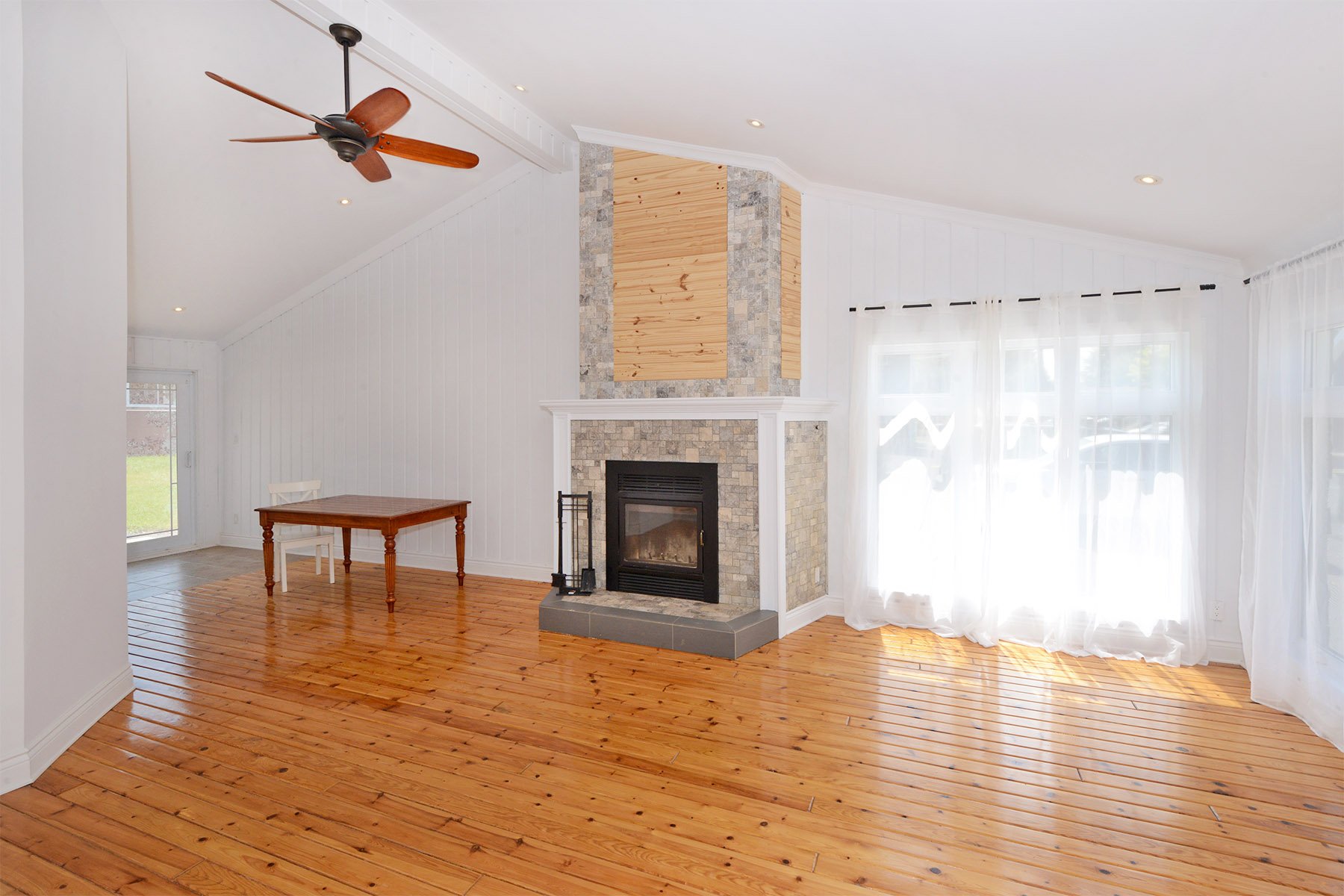 Salon/Salle à manger.