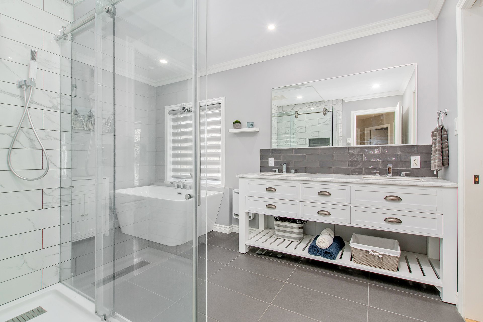 Salle de bains attenante à la CCP