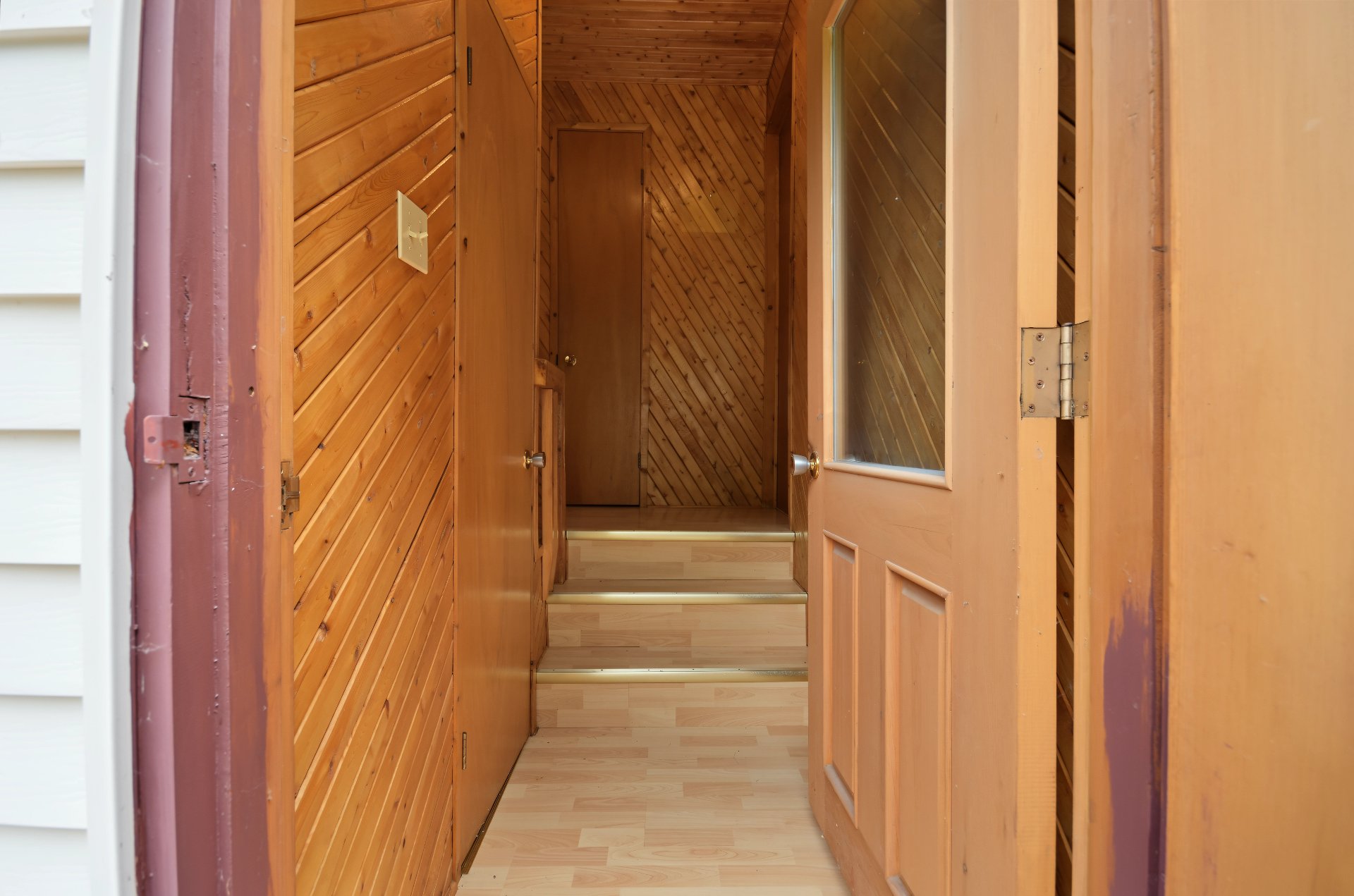Entrée du côté