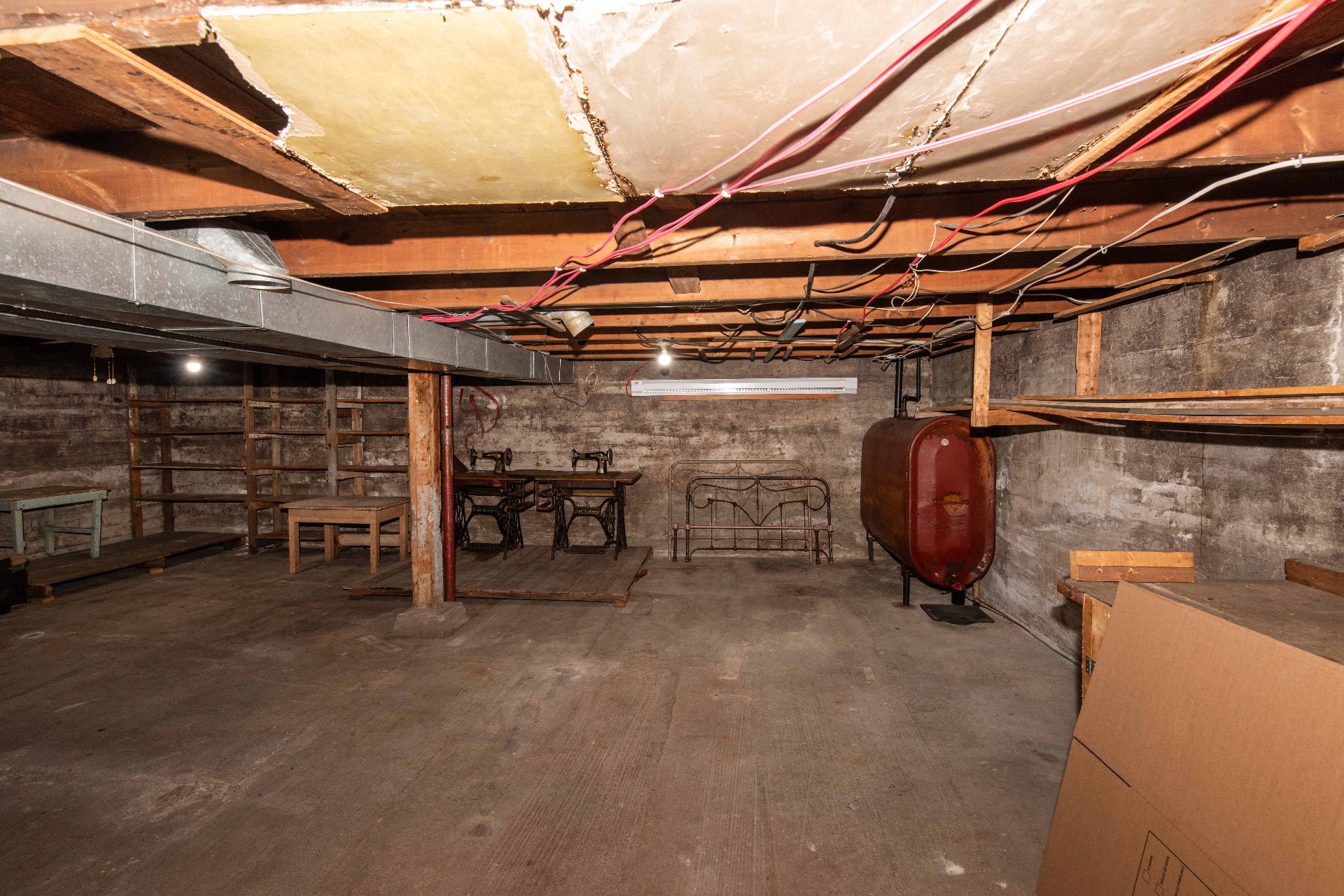 Cave/ chambre froide