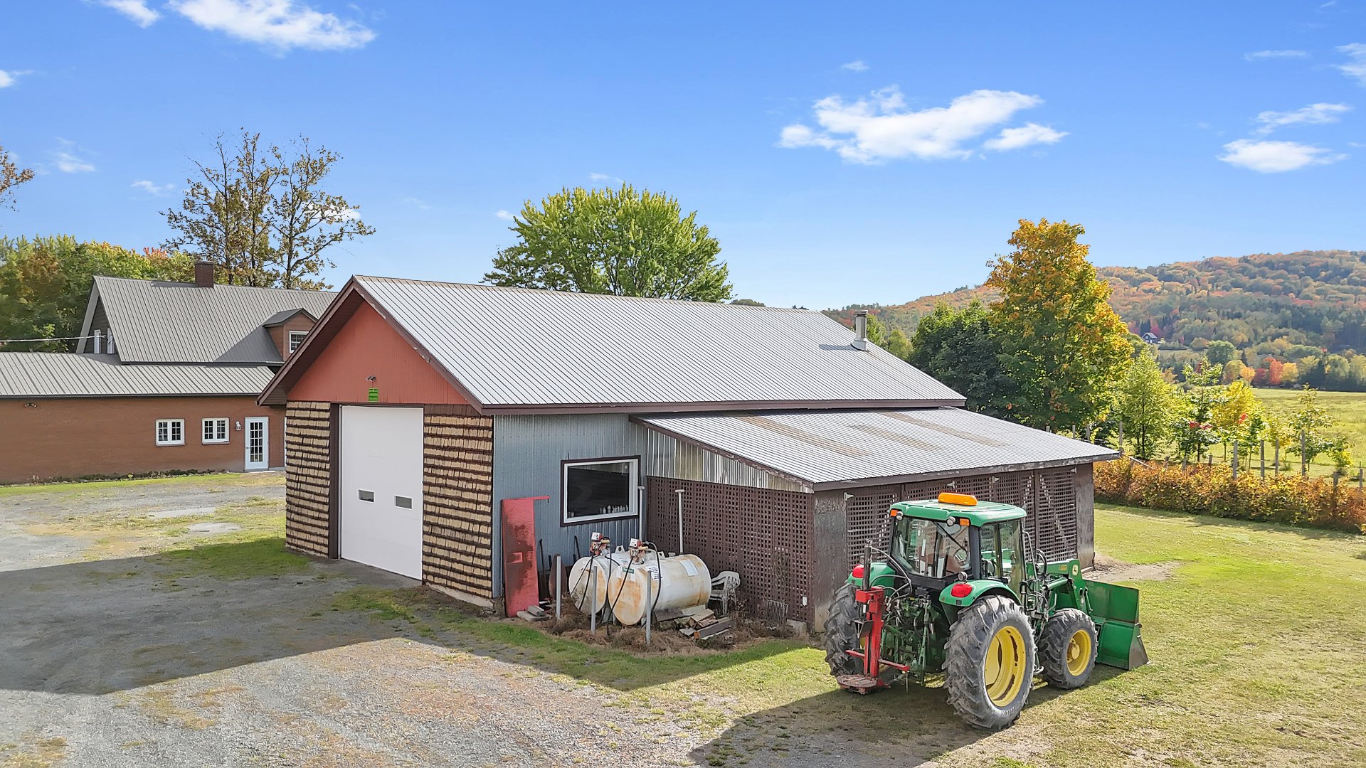 Garage