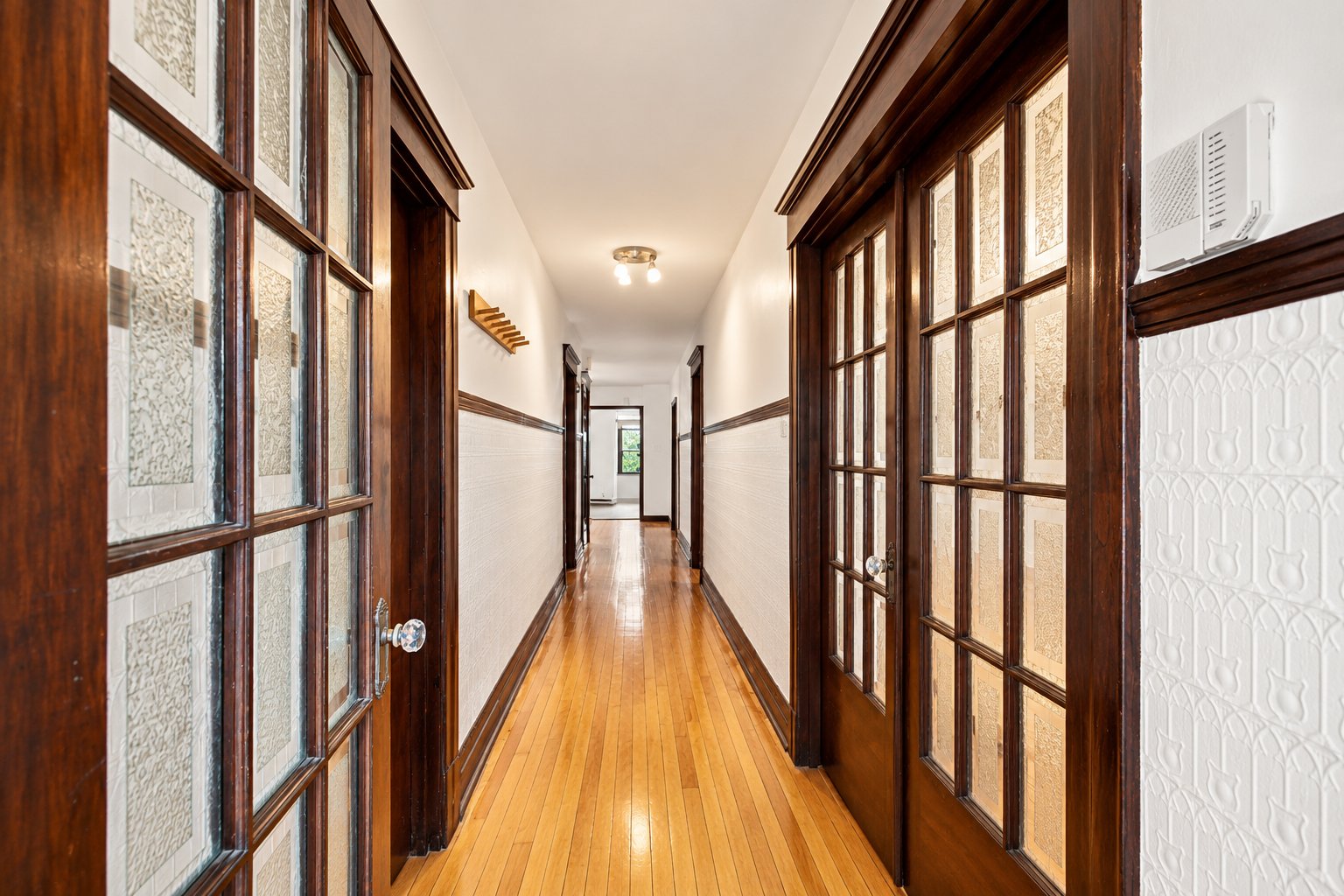 6579 (ground): original French doors