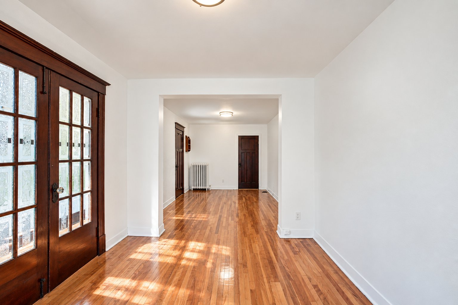 6579 (ground): French doors