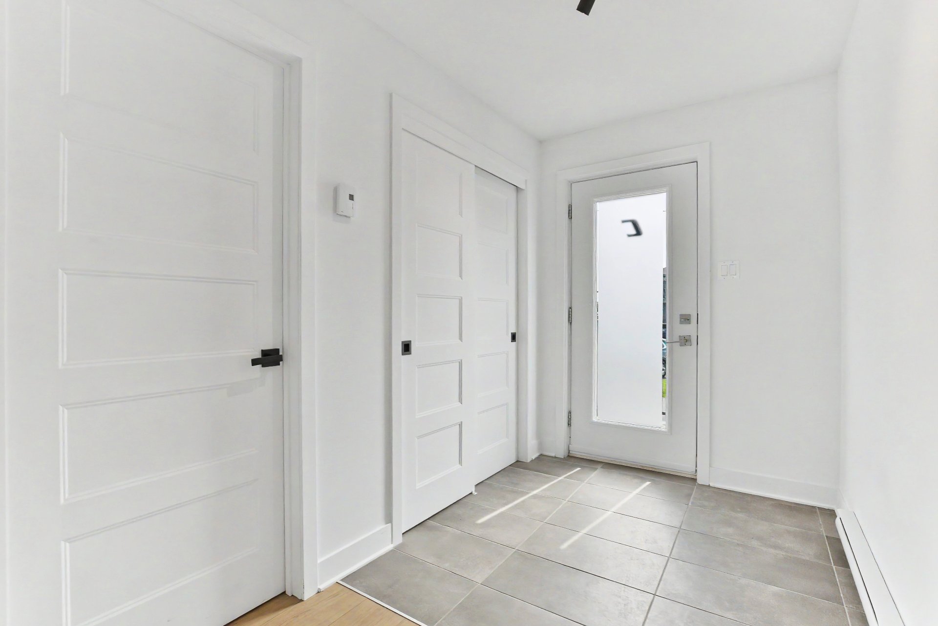3159, Rue André, C — photo 3