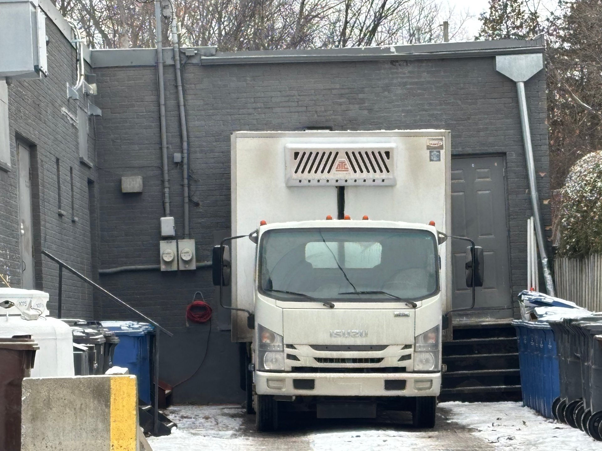 Shipping (door/dock)