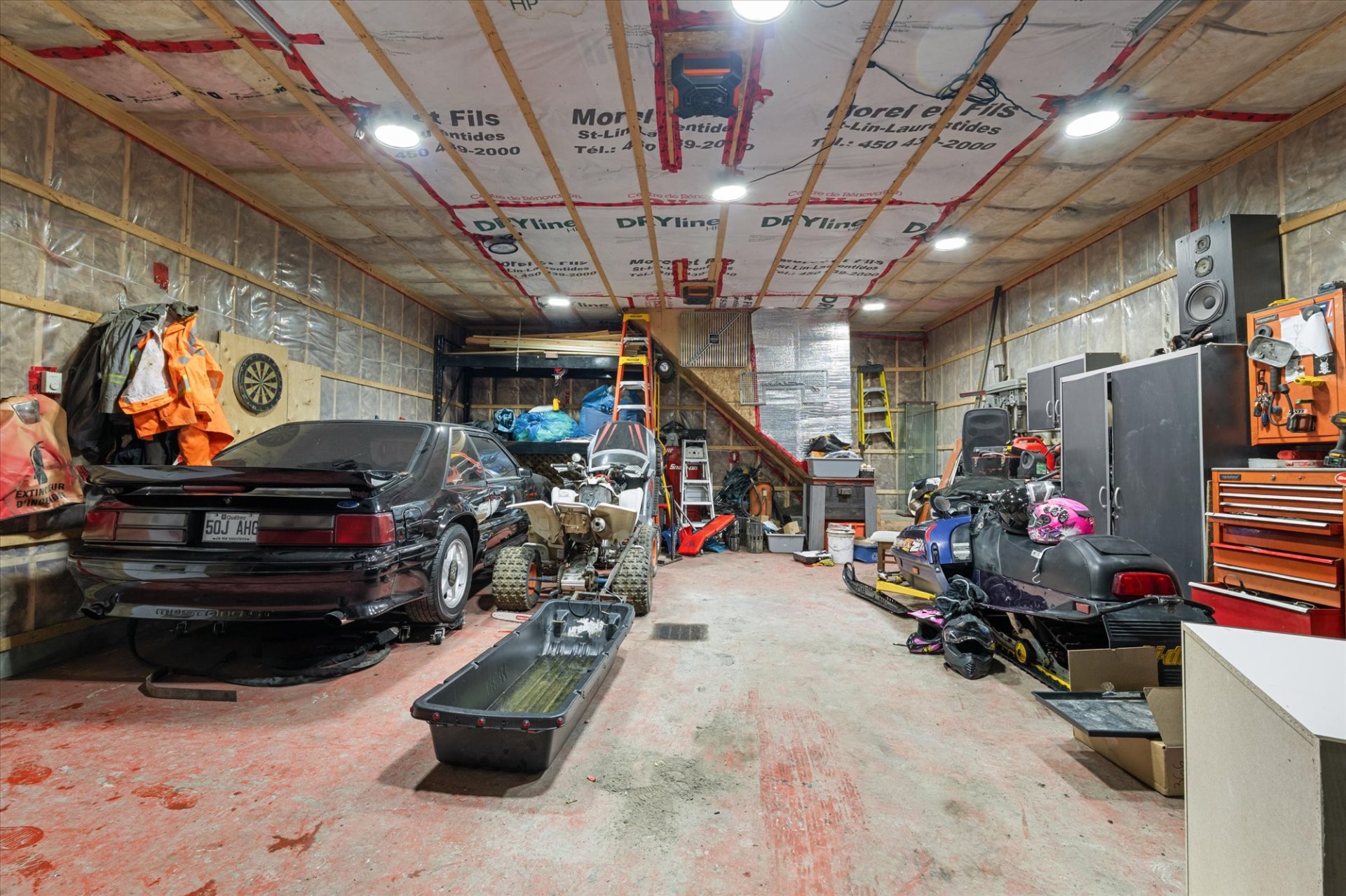 Garage