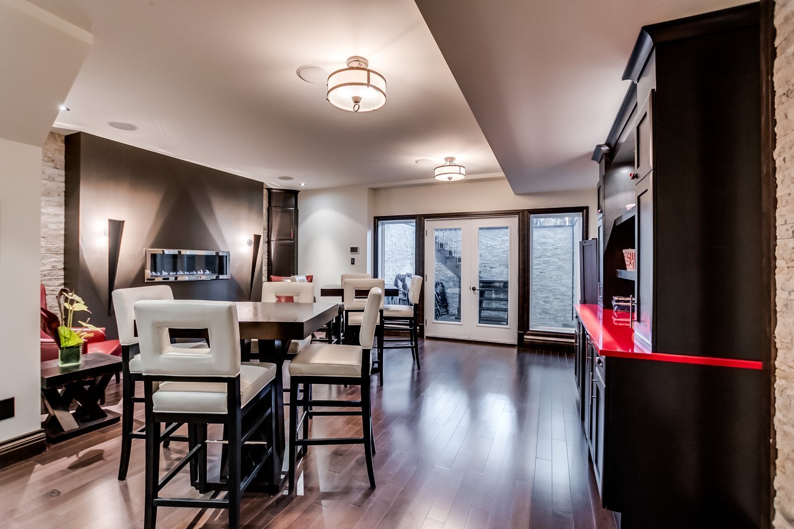 Bistro/Lounge