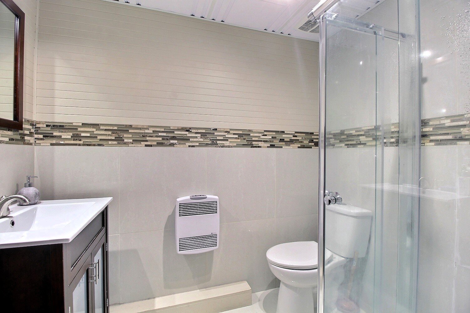 sous-sol, salle de douche