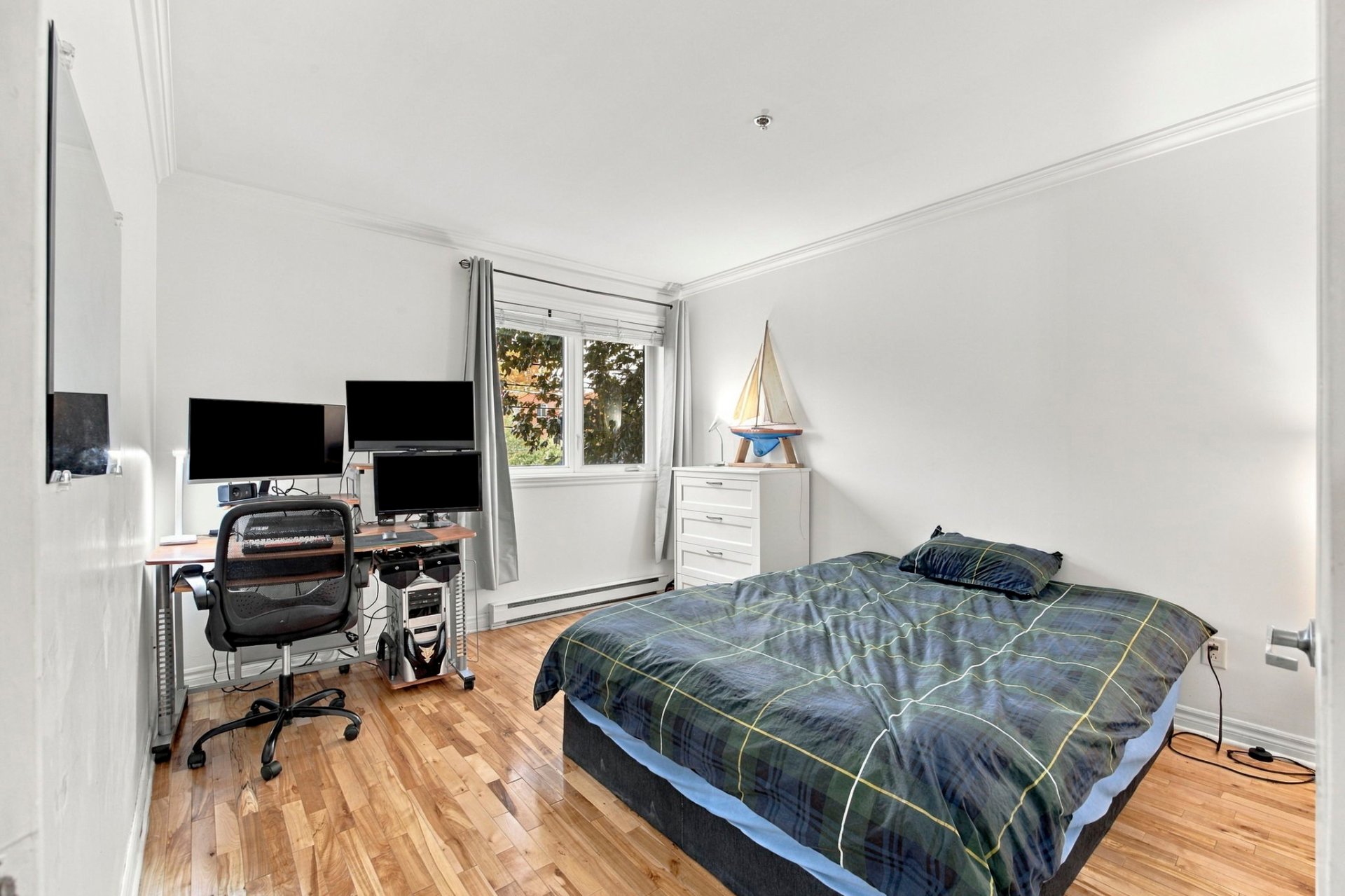 Chambre principale spacieuse