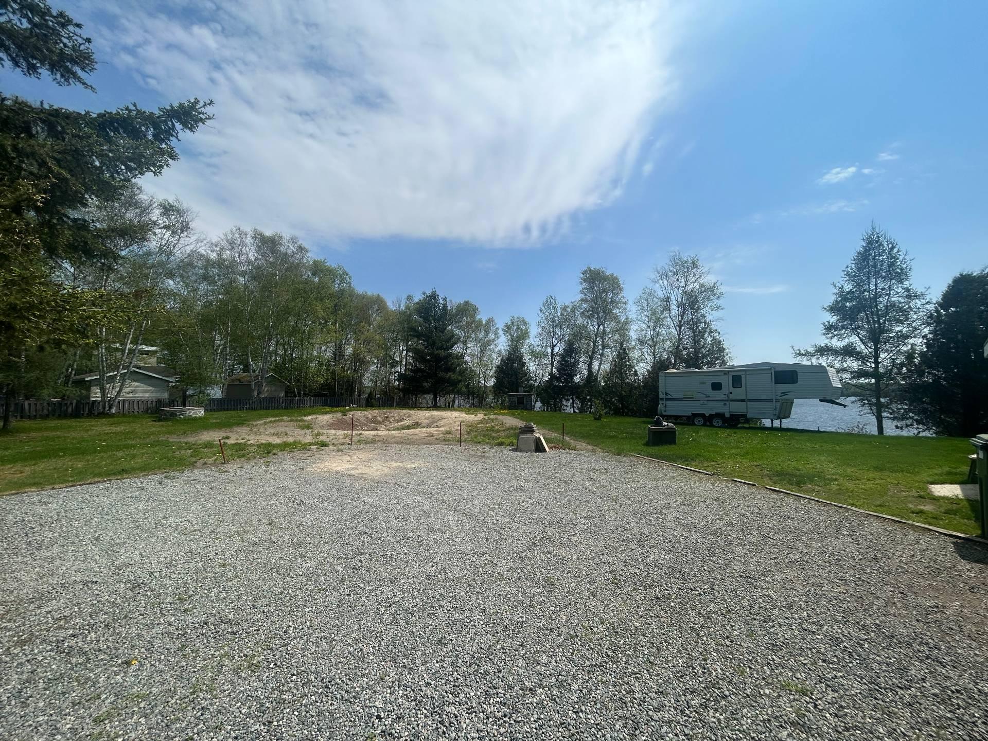 Land/Lot
