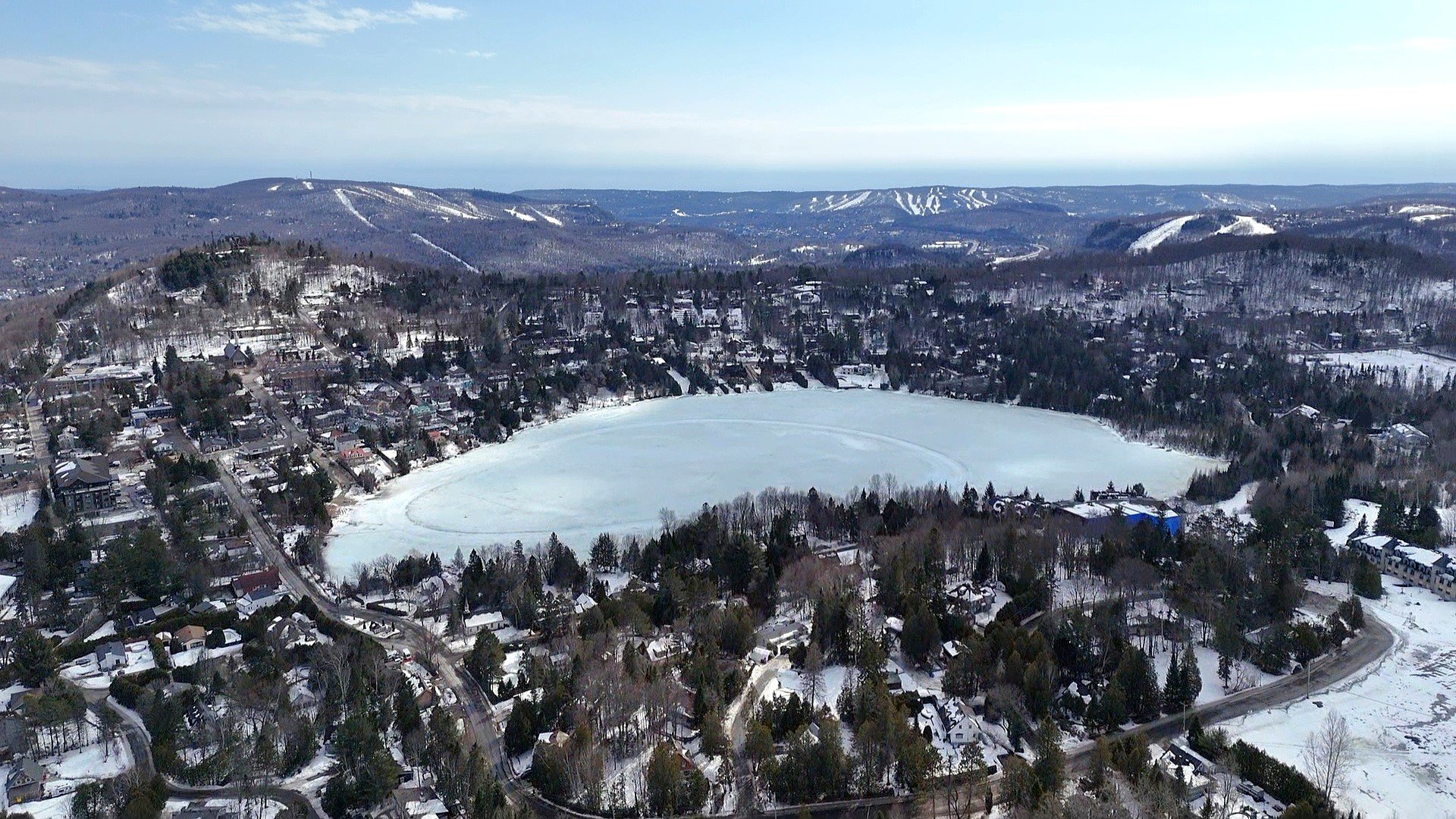 Accès au plan d'eau