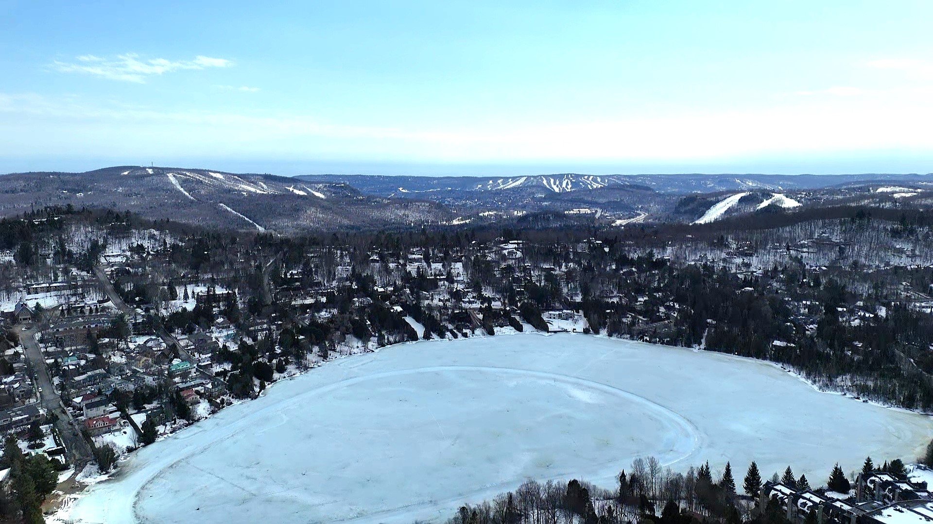 Accès au plan d'eau