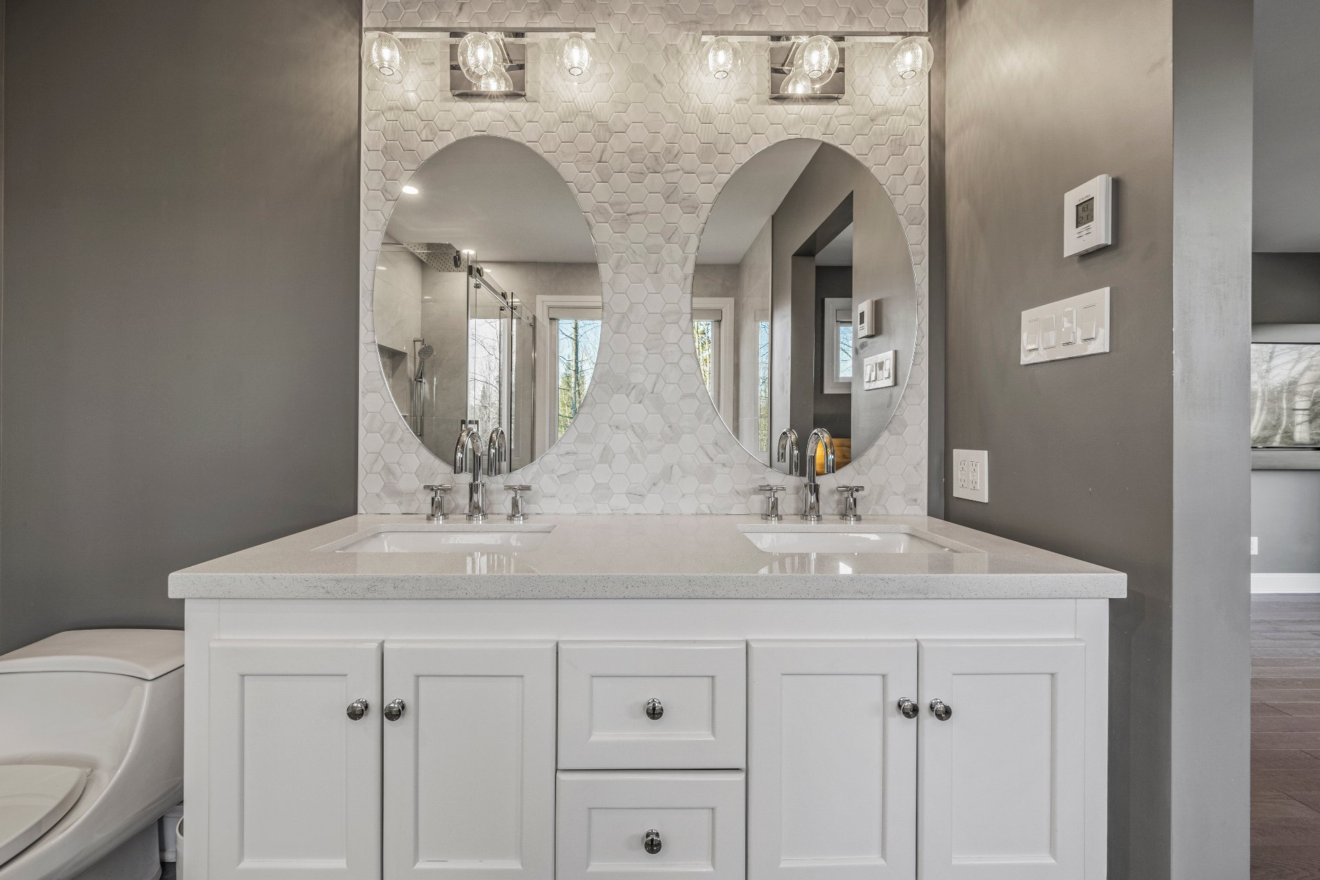 Ensuite bathroom