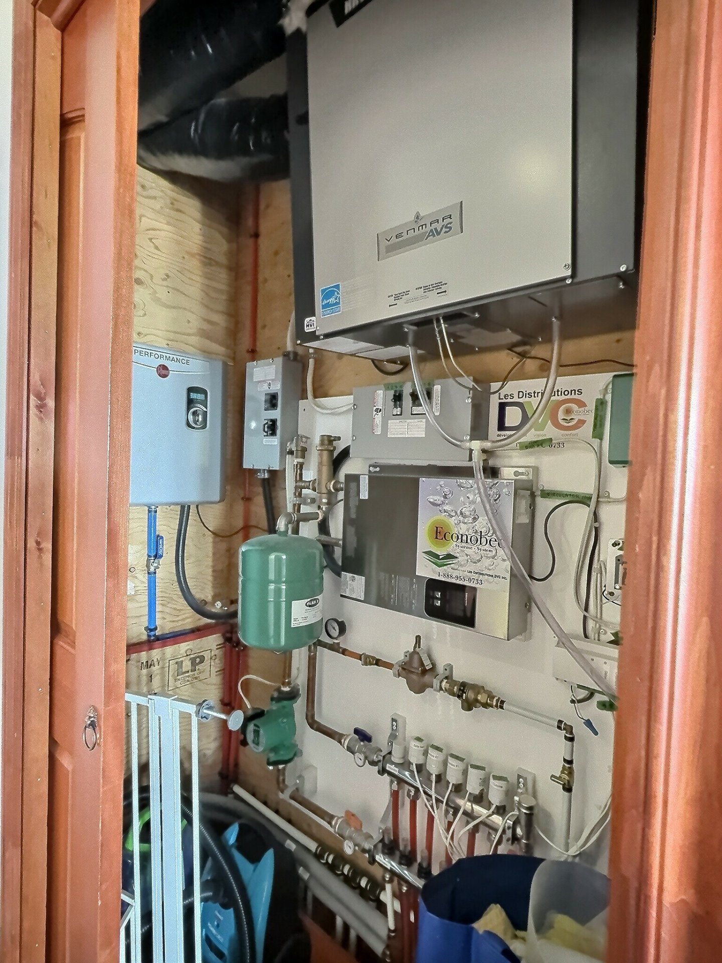 Chauffe-eau instatanné et système Glycol