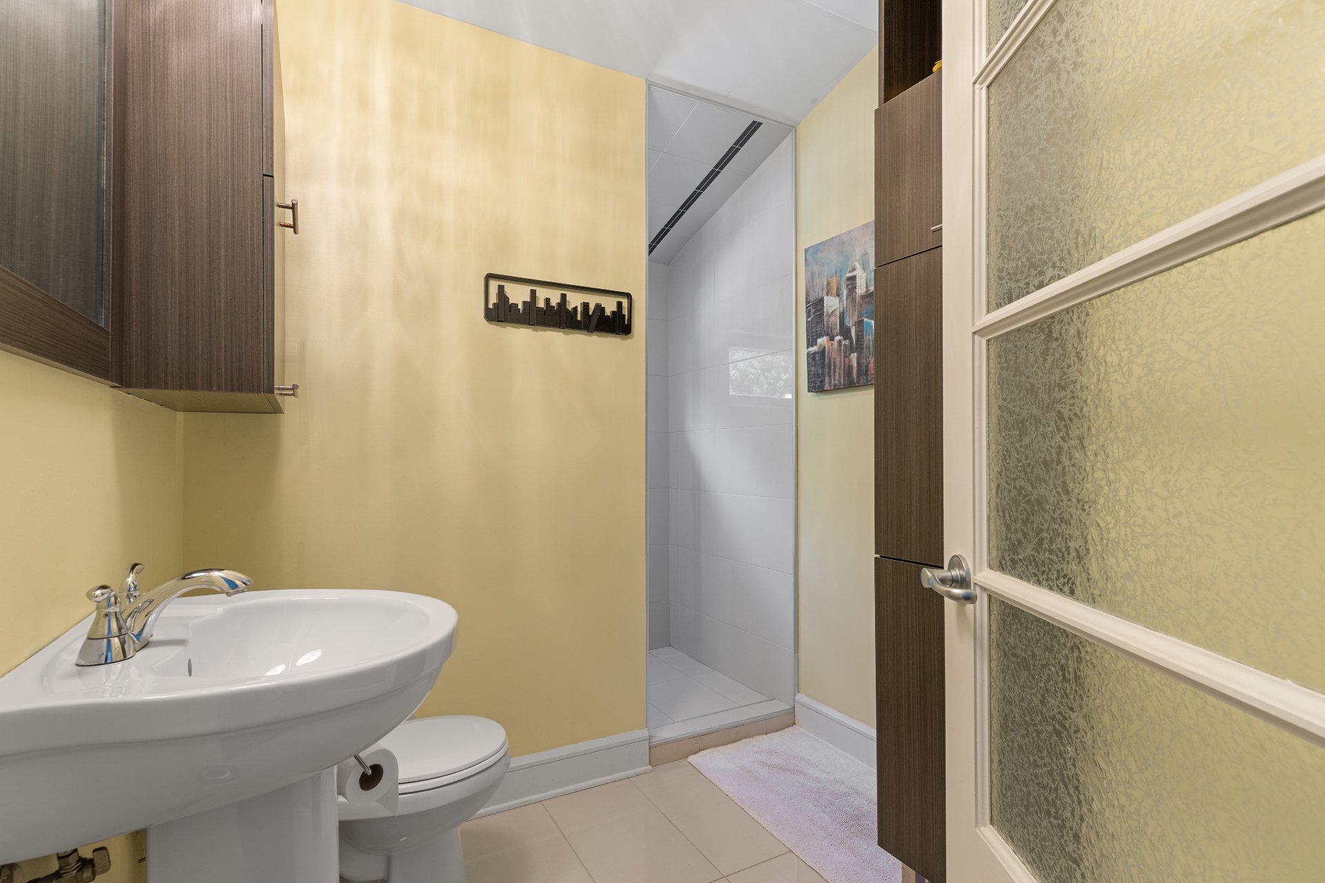Ensuite bathroom