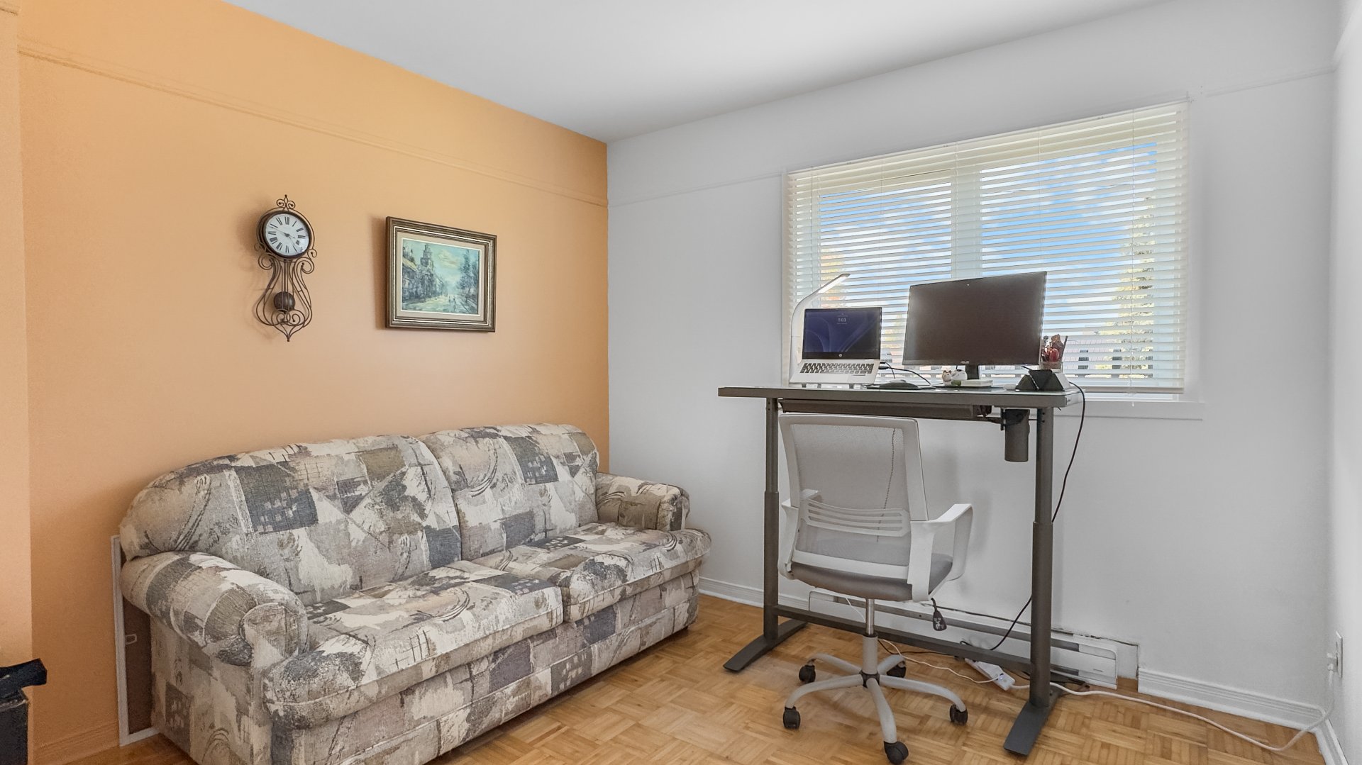 Bureau ou chambre à coucher