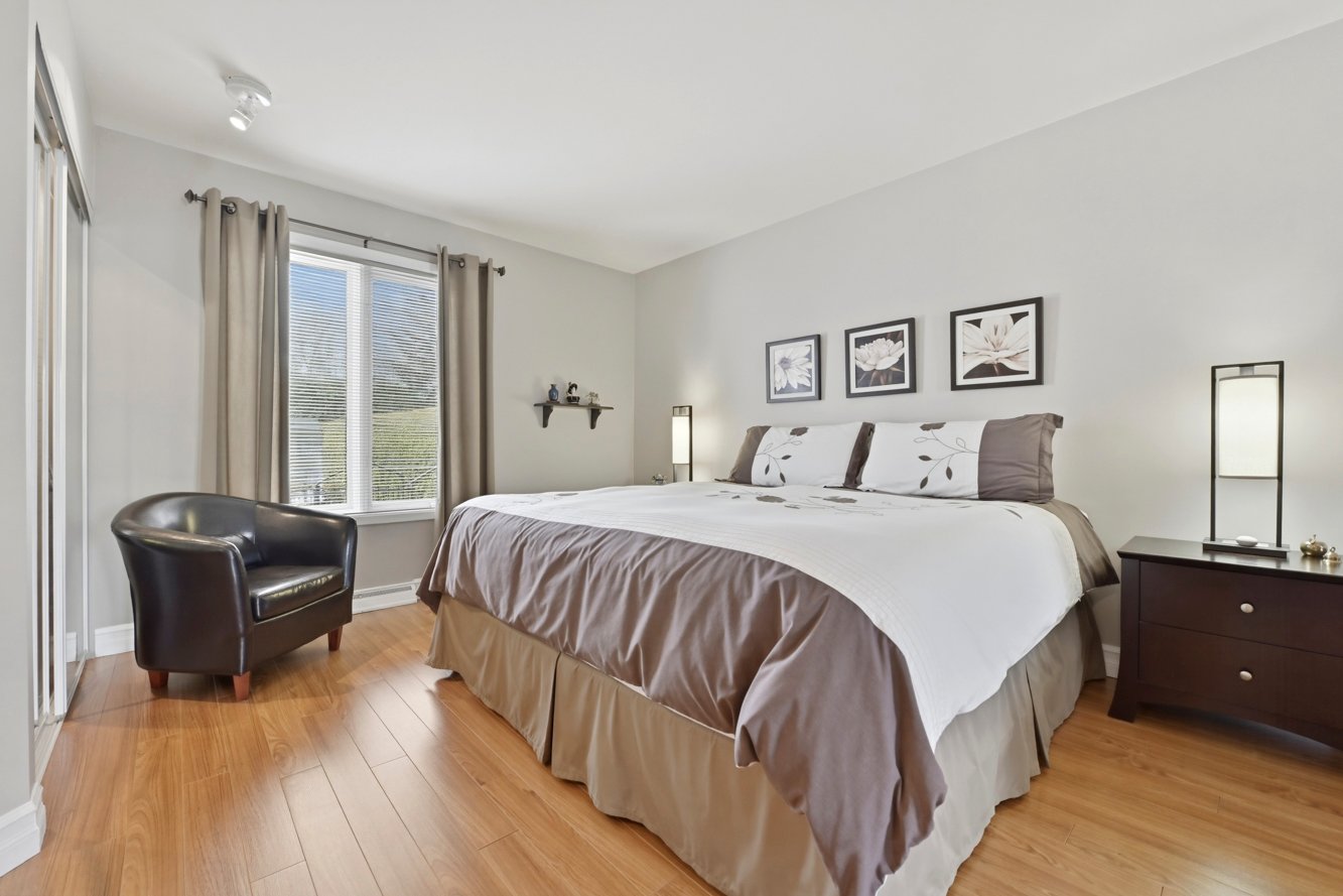 Immense chambre principale