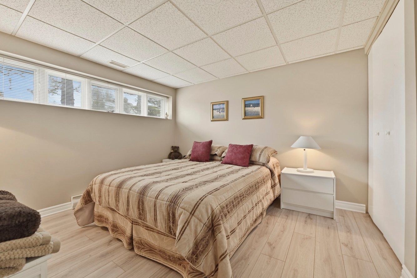 3e chambre, au sous-sol