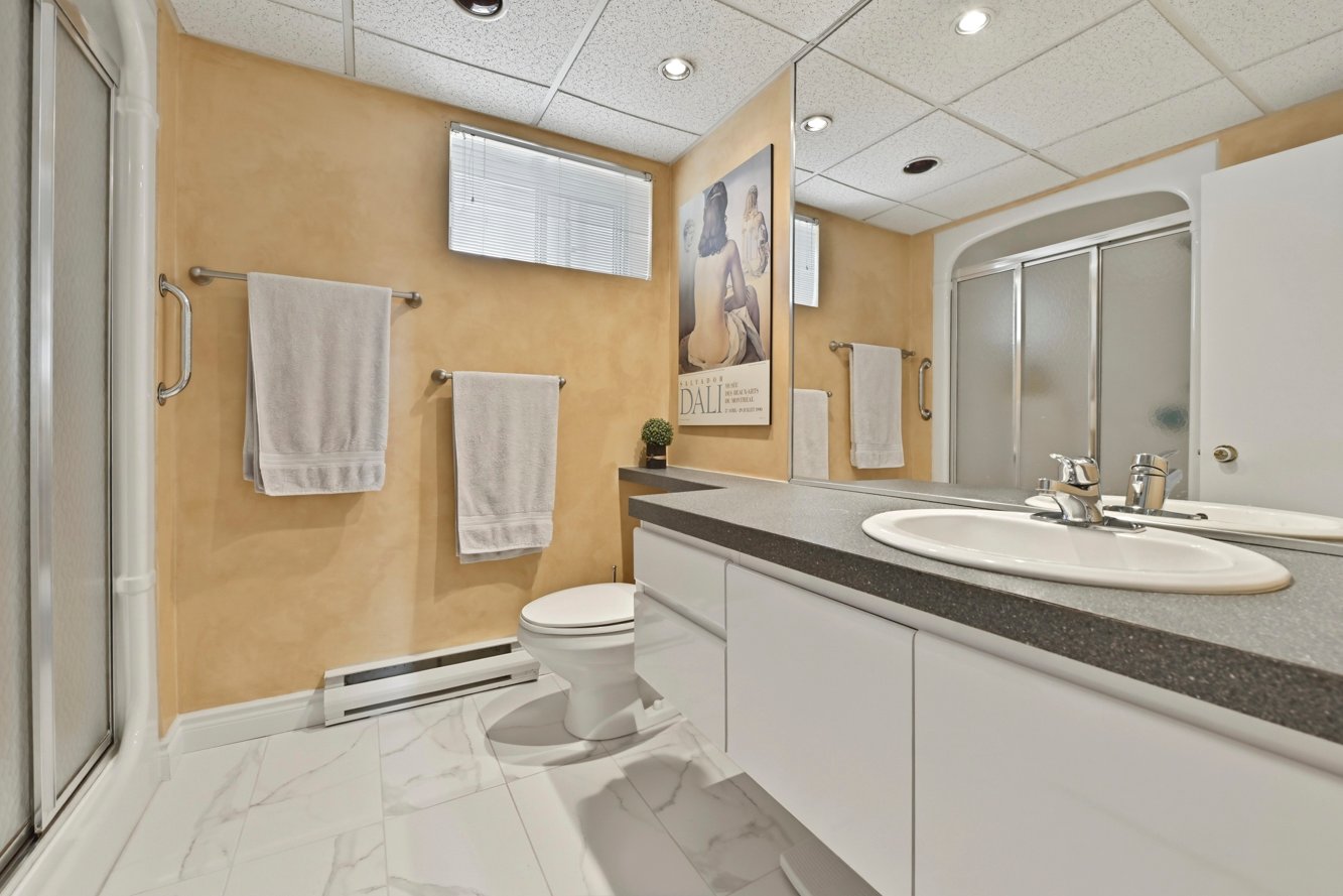 2e salle de bain, plancher de céramique