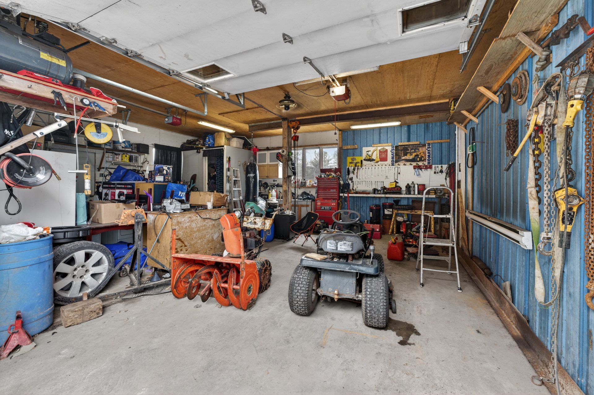 Garage