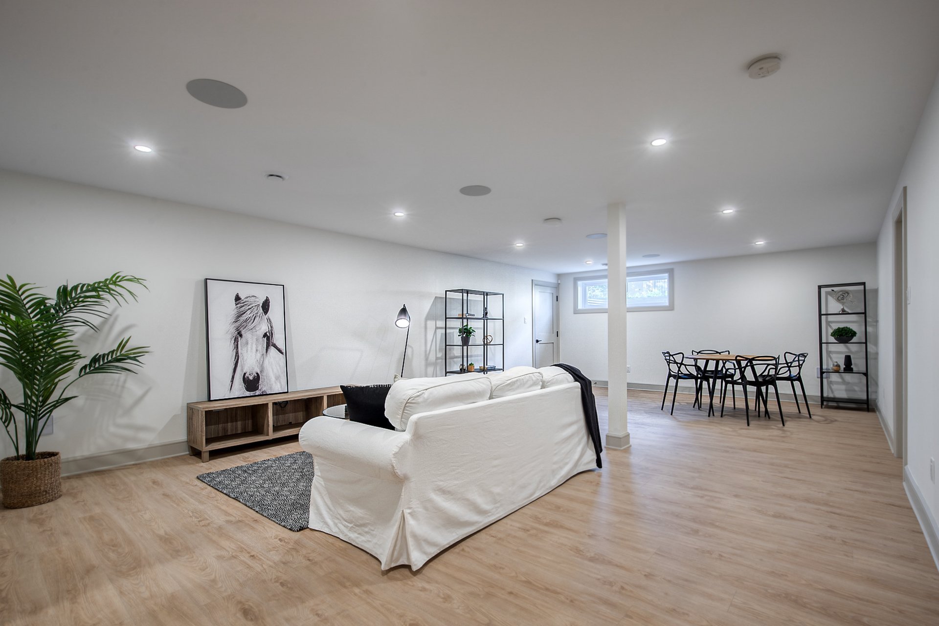 Premier espace salon