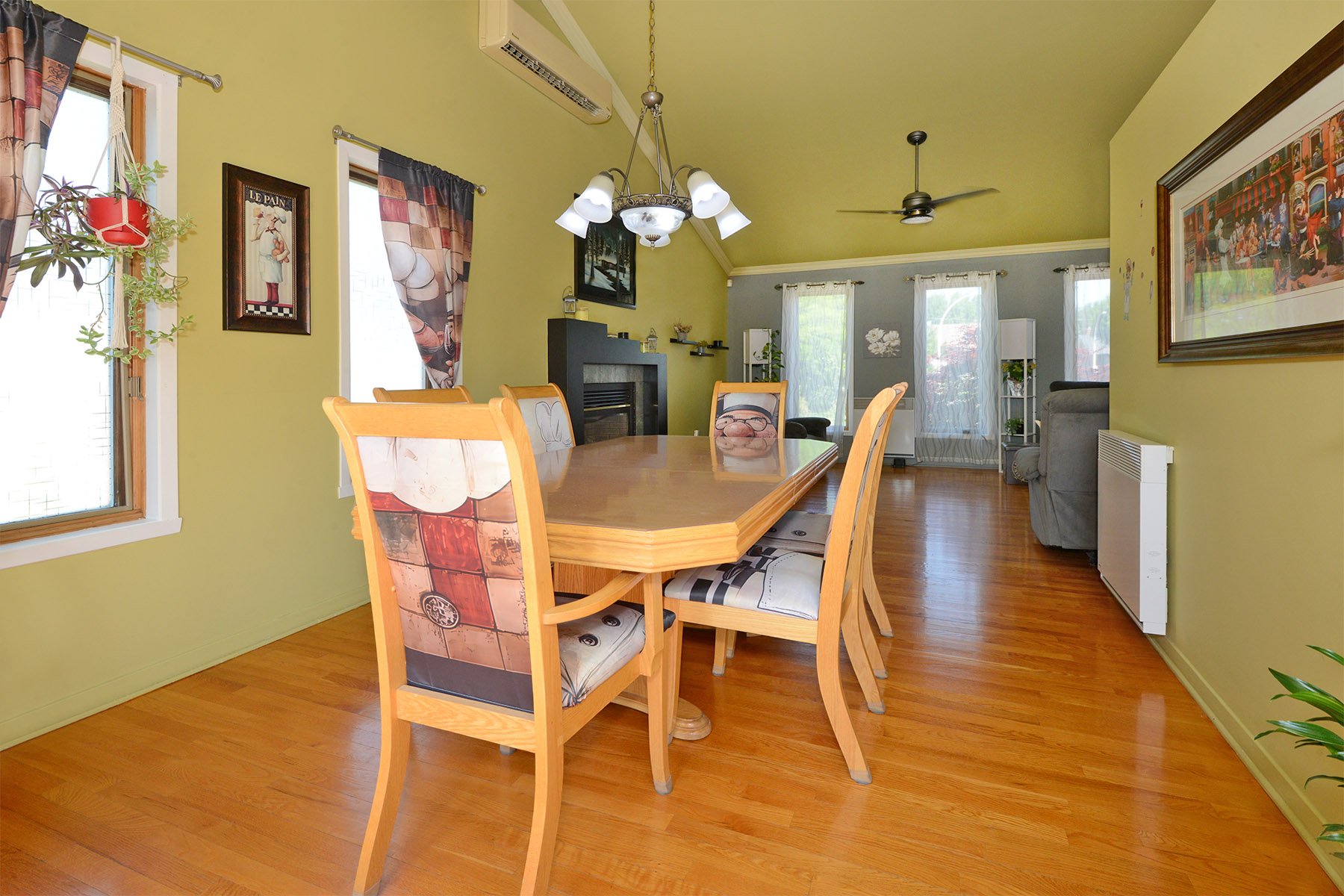 Dining room