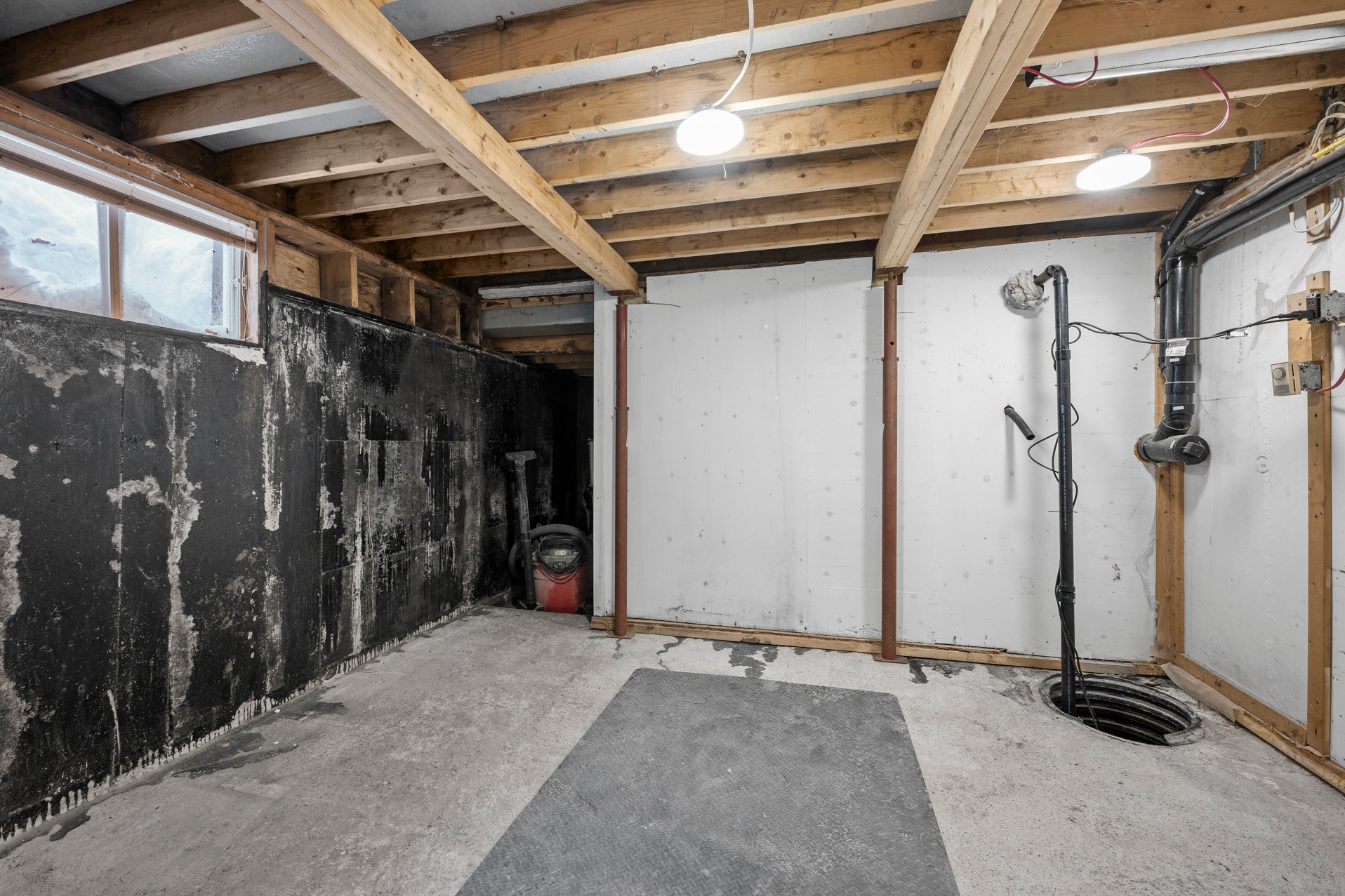 Cave/ chambre froide