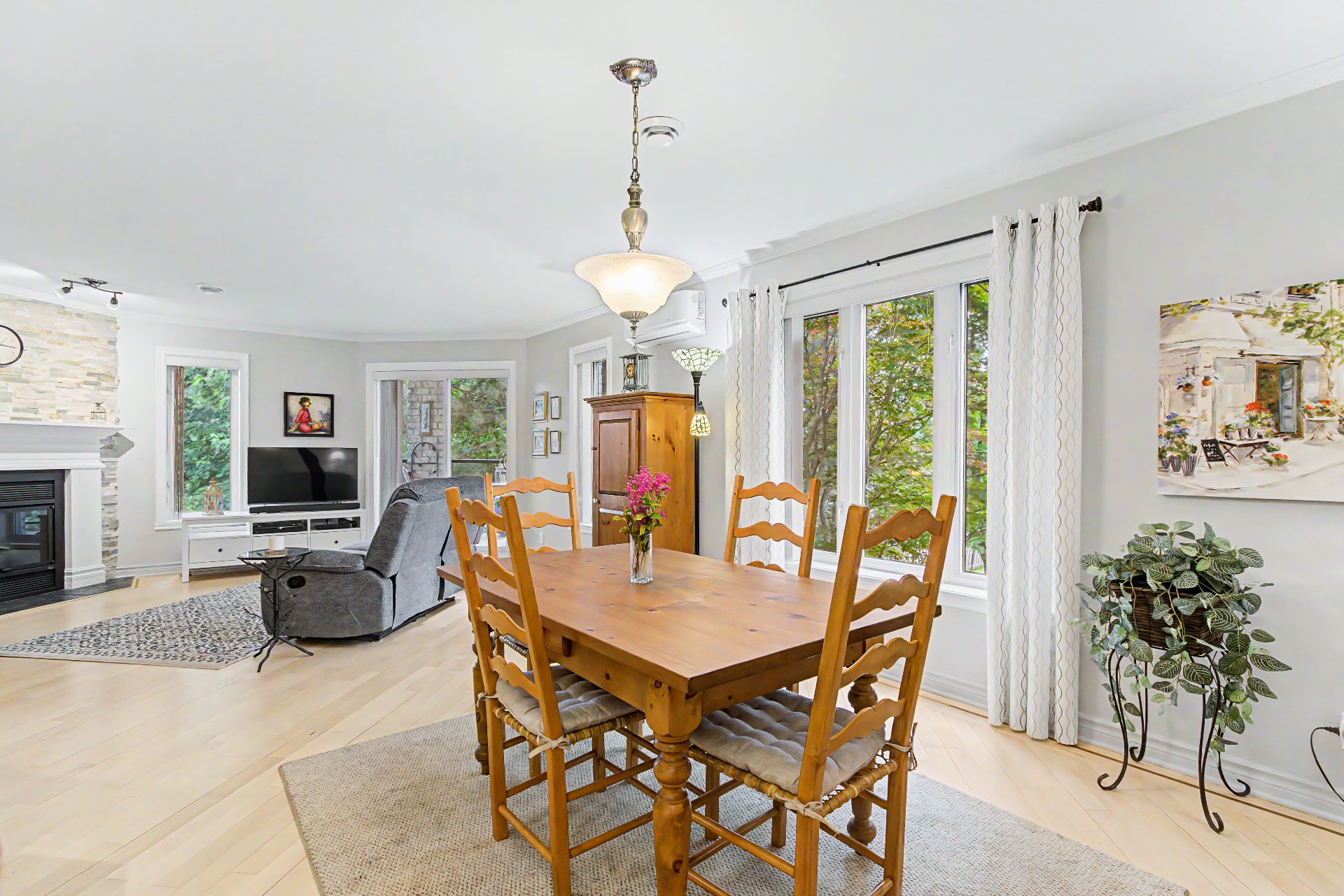 Dining room